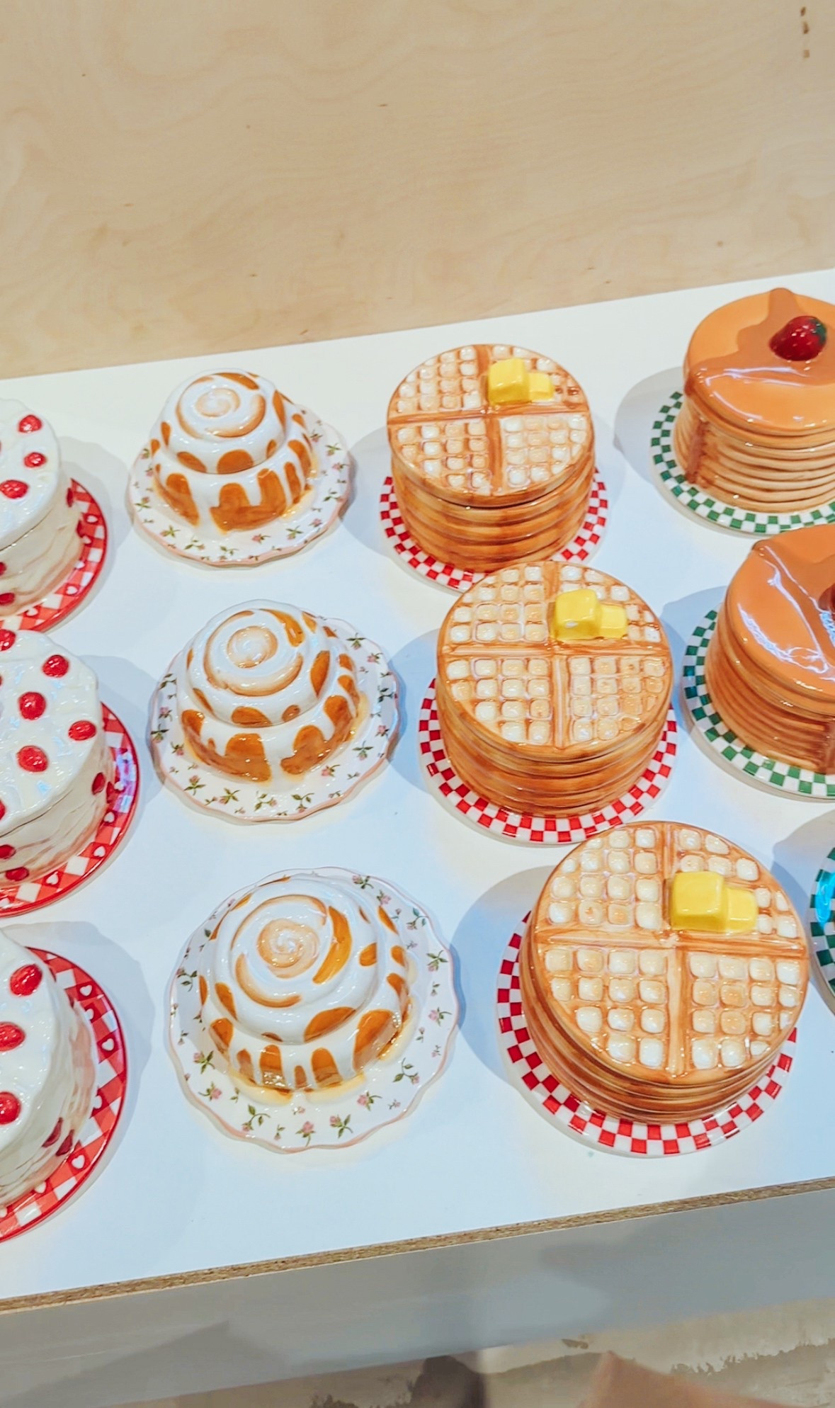 the cutest candles from urban outfitters!! 

#LTKHome #LTKFindsUnder50 #LTKSaleAlert