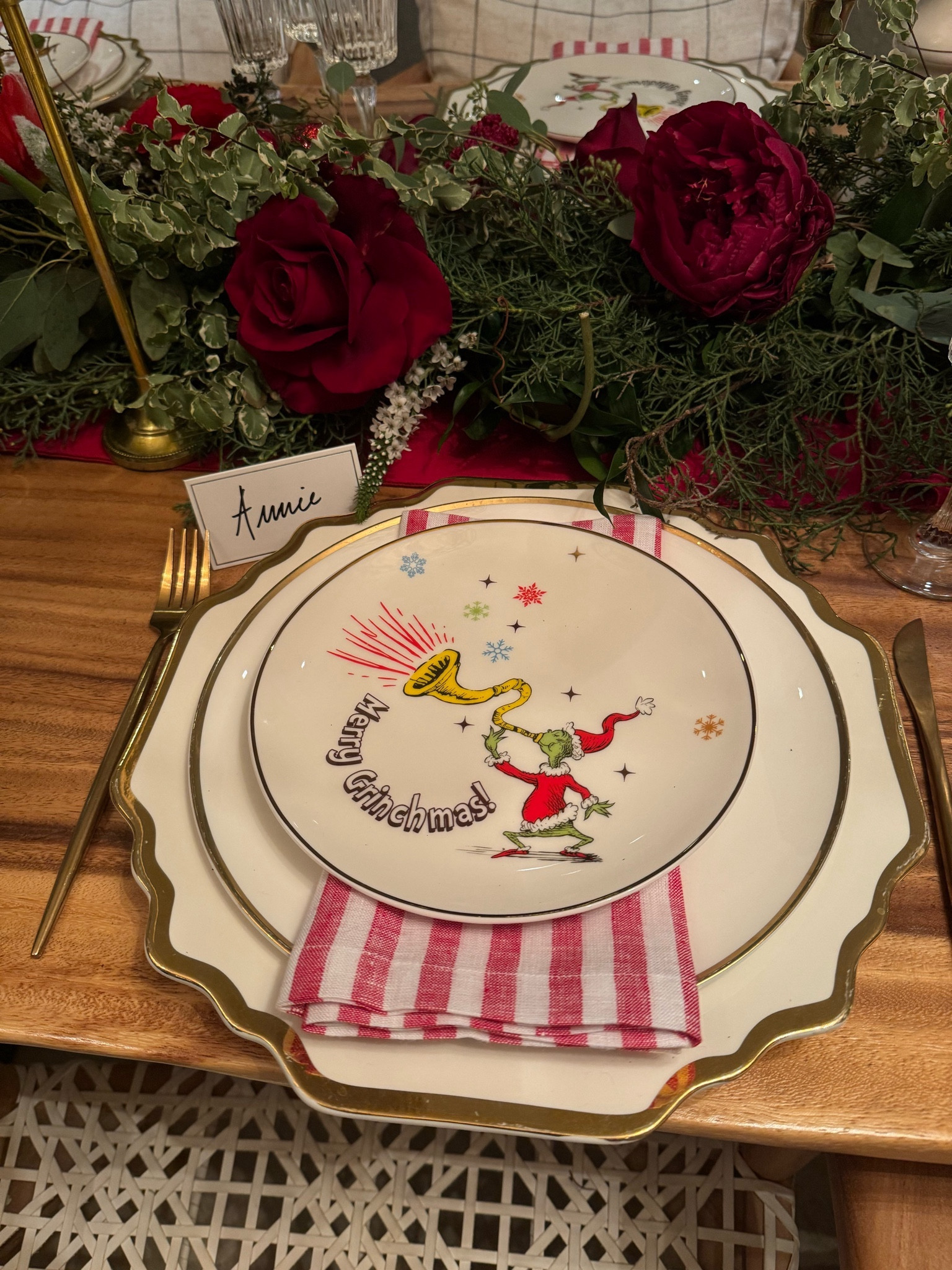 Grinch themed Christmas dinner 🎄 

#LTKSeasonal #LTKHoliday #LTKGiftGuide