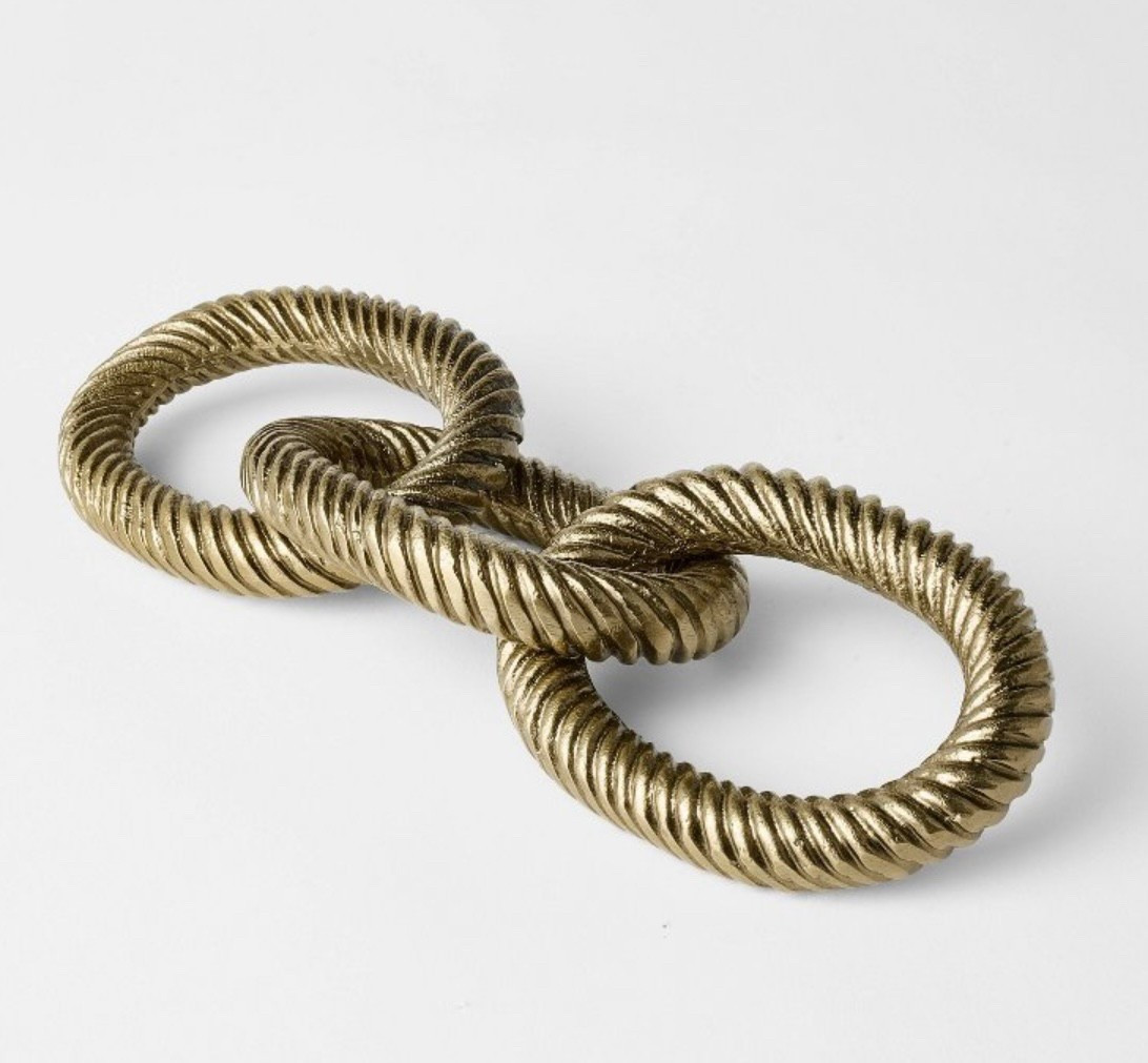 Styling links | brass table decor 

#LTKHome