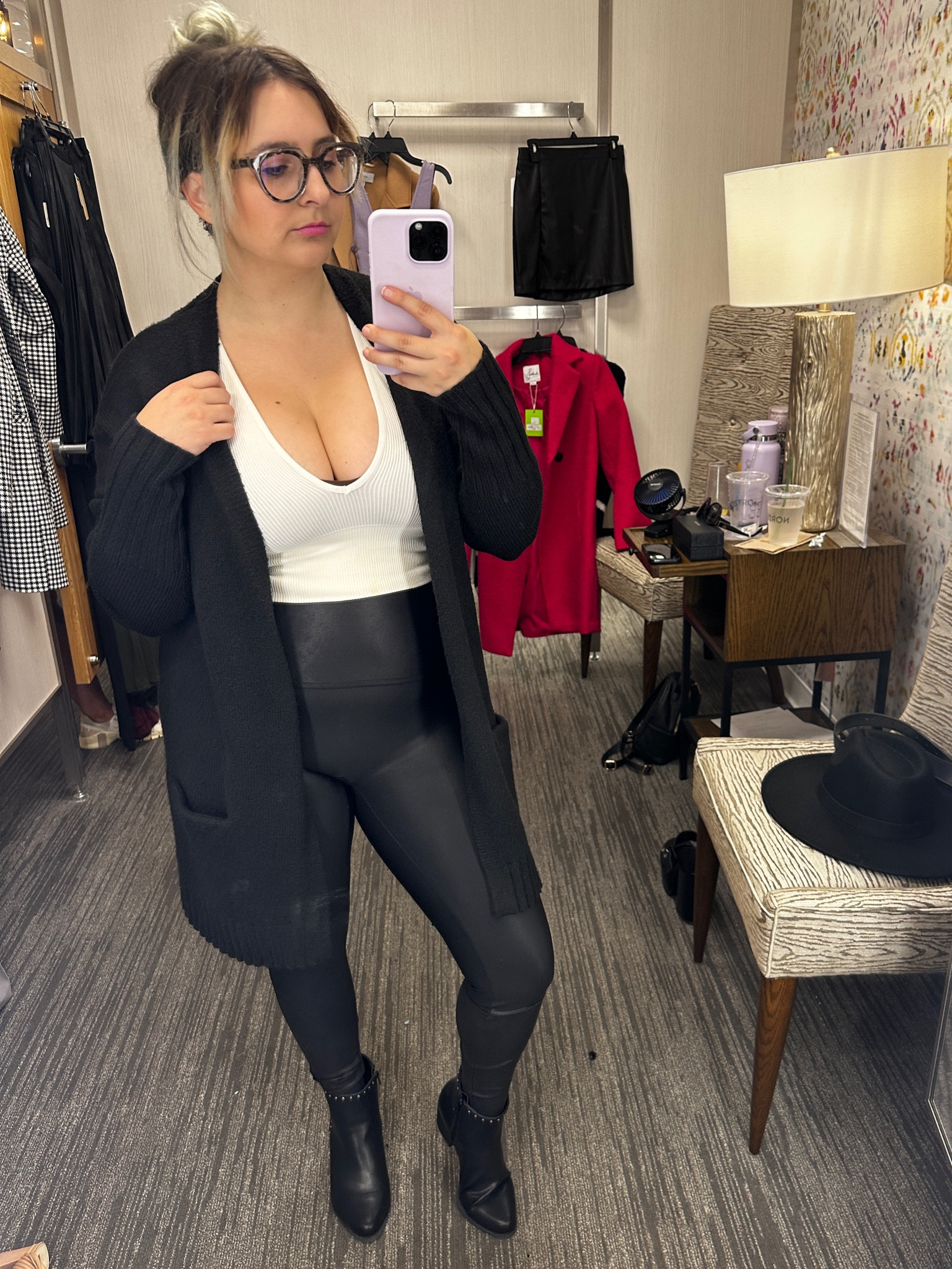 Basically my go-to Fall look! Nothing better than feeling cozy ❤️

#LTKunder50 #LTKunder100 #LTKxNSale