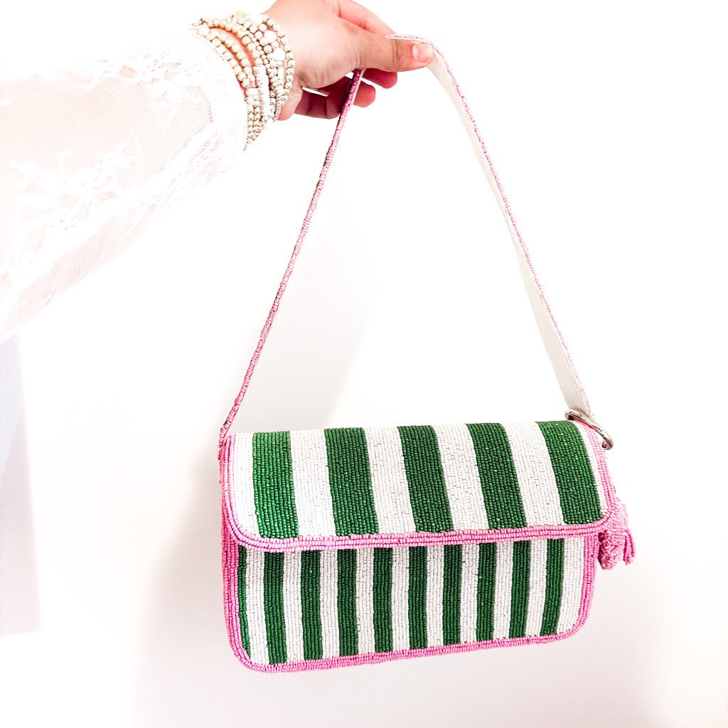 Proof that the right accessory can change everything. Loving the intricate details and timeless charm of this beaded bag. 🤍✨

#LTKootd #LTKgrwm #LTKdayinmylife