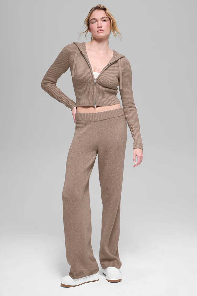 Wool Cashmere High-Waist New Class Wide Leg Pant - Chai Latte | Alo Yoga (US)