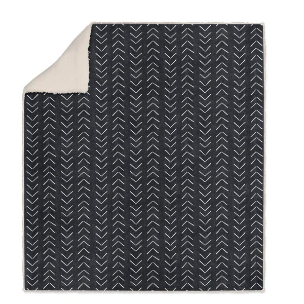 Lipan Mudcloth Arrows Sherpa Single Comforter | Wayfair North America