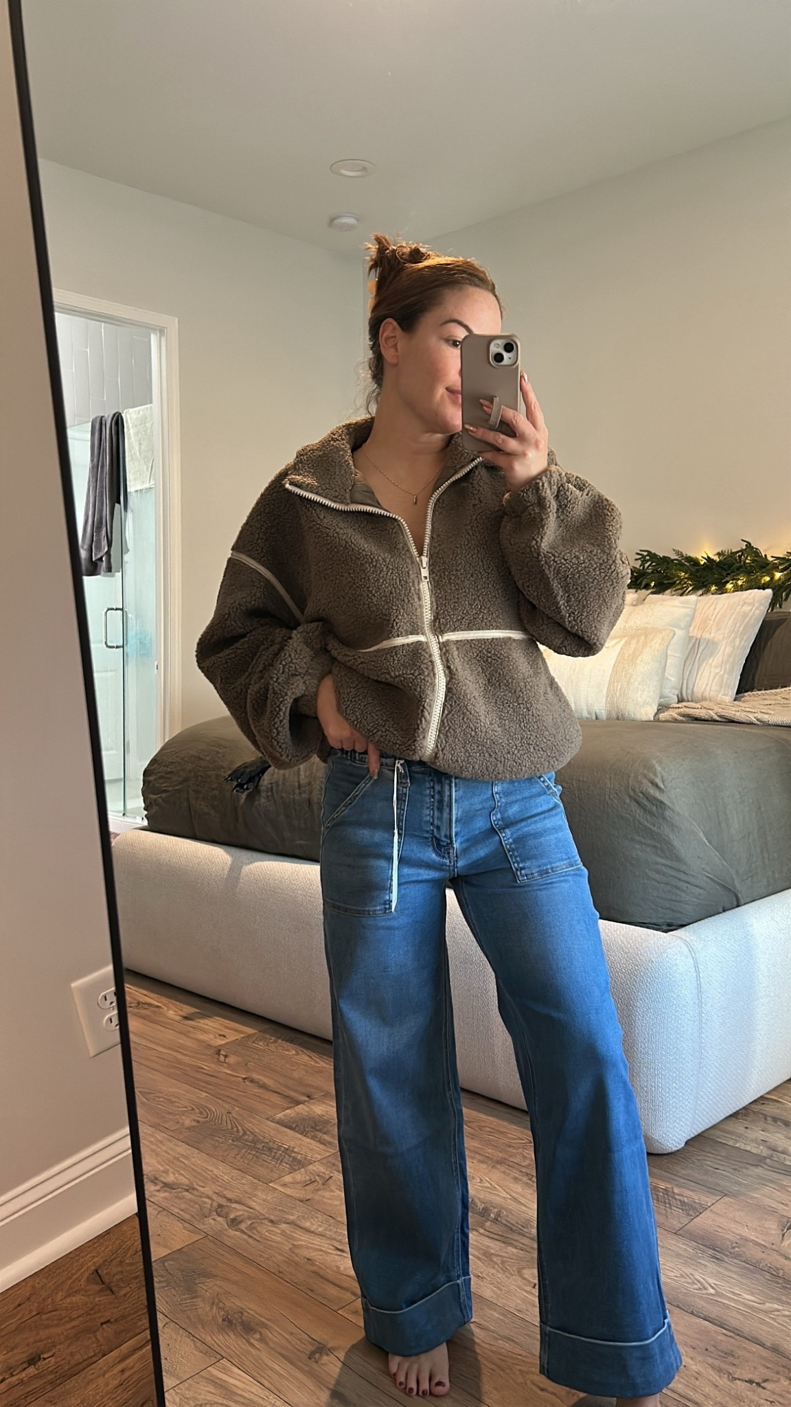 Obsessed with these jeans and jacket from VICI- wearing size 26 in the jeans and size S in the jacket! 