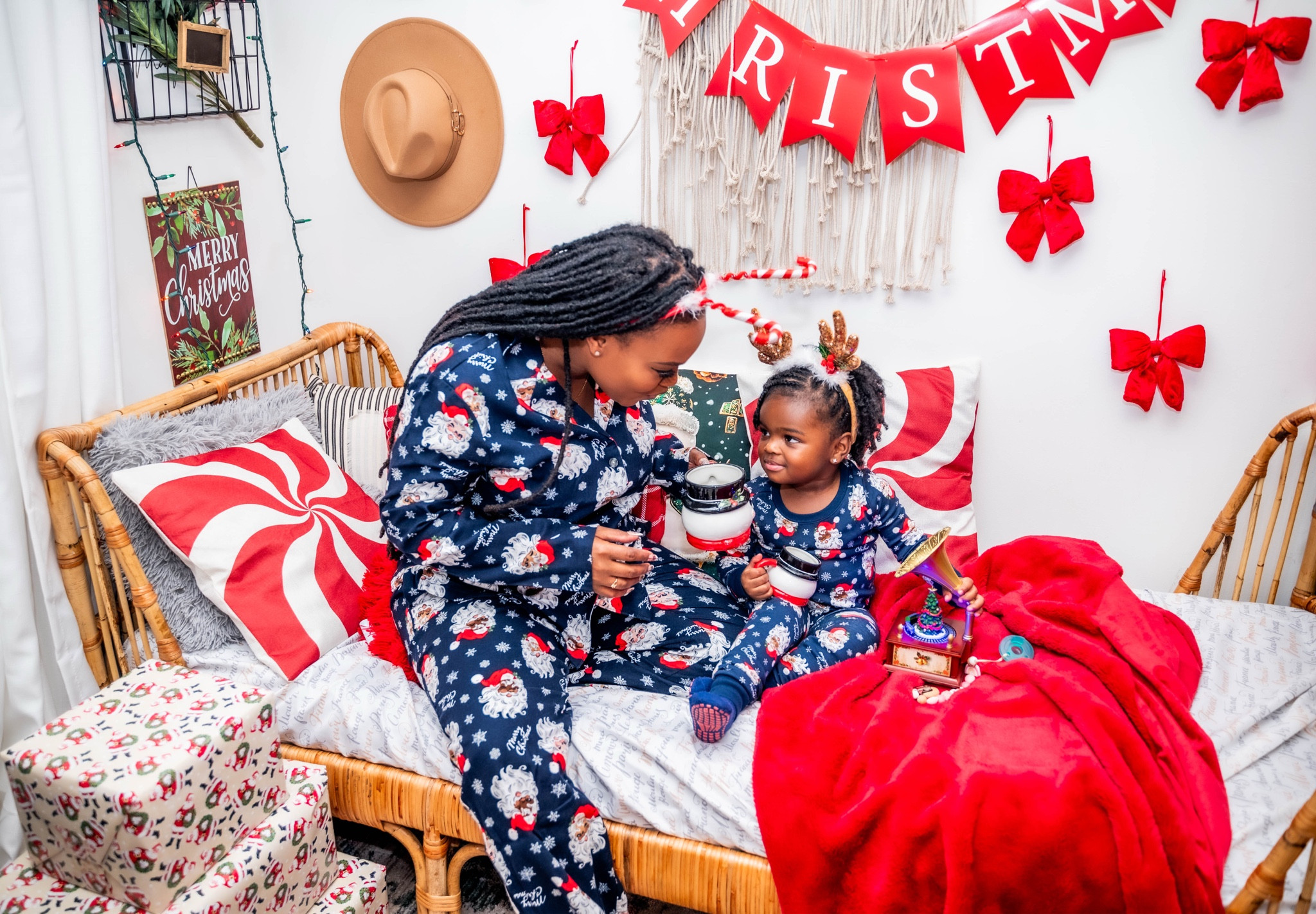 Cozy girlies, don’t miss this!!!
Old Navy winter styles are 60–70% OFF today — sweaters, hoodies, coats, ALL of it.
Shop my winter picks on LTK before the deals disappear 🤍

#ShoppingWithPriiincesss #Atlantamom #Atlantabloggers #Atlantablogger #AtlantaCreator #Atlantacontentcreators #Atlantacontentcreator #cozyseason #winterfashion #LTKFinds

#LTKGiftGuide #LTKHoliday #LTKSaleAlert