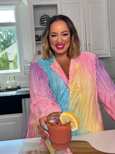 Sip into paradise with this Spicy Strawberry Margarita Mocktail! 🍓🌴 Use your @walmart Walmart+ membership benefits to make this sip even sweeter by having all the ingredients you need delivered to your door for free. Imagine sipping on this mocktail while planning your next adventure using the newly launched Walmart + Travel benefit. Cheers to flavor-packed sips and dreamy destinations! (See Walmart+ Terms & Conditions) 🌅🏝 #WalmartPartner #WalmartPlus #MocktailMagic

#LTKparties #LTKhome