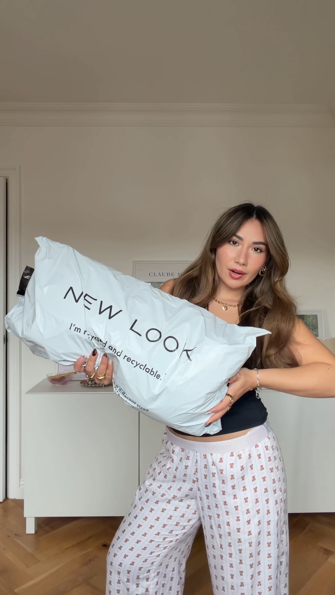 Umm can we talk about the boots for a sec? Miss New Look serving us knits, boots, scarfs, coats… obsessed 🧸🍁🫶🏼 #newlook #autumnhaul #winterhaul #autumnstyle #autumnfashion 

#LTKuk #LTKwinter #LTKautumn