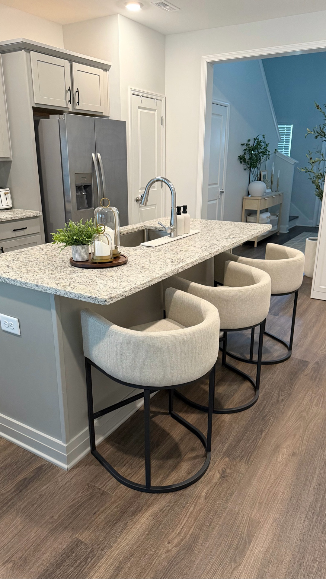 Sometimes a kitchen doesn’t need a renovation… it just needs the right detail.

I wanted barstools that felt neutral, cozy, and elevated but still practical for everyday life (morning coffee, after-school snacks, and the “why is everyone always in the kitchen?” moments). These instantly gave the island that effortless upgrade energy without overpowering the space.

The curved backs + soft texture make them comfortable and aesthetic—which is basically the dream.

✨SAVE this for your next kitchen upgrade
✨SHARE with a friend who’s in their home styling era
✨Comment STOOL and I’ll send the links.
✨FOLLOW me for more chic affordable home finds

kitchen island styling • neutral home decor • modern kitchen ideas • barstool decor • cozy minimal home • organic modern decor • interior styling inspiration • home decor finds • kitchen refresh ideas • neutral aesthetic home • modern farmhouse style • mom home inspiration • affordable home upgrades



#LTKHome #LTKdayinmylife #LTKmomlife