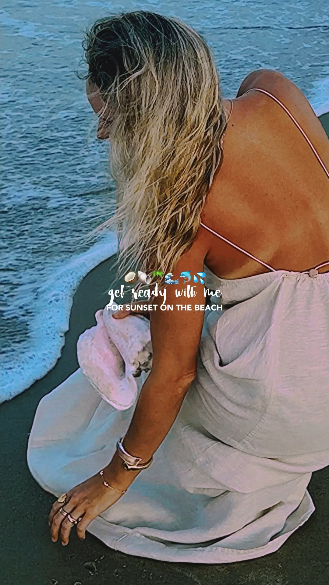 I’m obsesseddddd rn with this low back linen dress from @lanhtropy (and everything of theirs!!). Their linen pieces are just STUNNING, incredible quality, and such staple wardrobe pieces (with a variety of colors of linen too! Not just natural!). This dress also has an adjustable clasp for the back and neckline, so you can make it more low back or less (I have it as low as it’ll go for reference, Wearing size small)


#LTKTravel #LTKStyleTip #LTKSeasonal