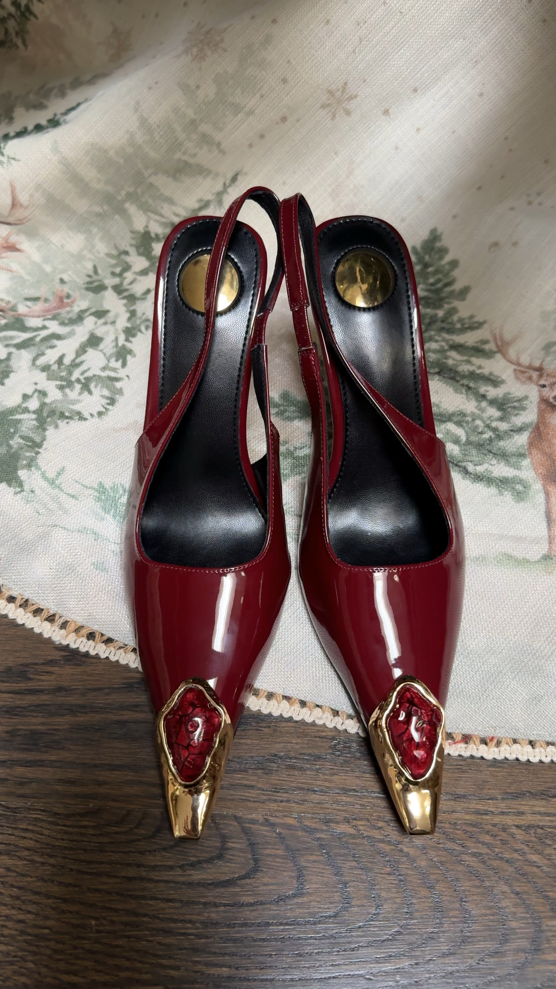 Step into the holidays in style ✨ These Amazon heels are my go-to for festive parties and cozy winter nights! #HolidayHeels #AmazonFinds #OOTD #FestiveFashion #amazonstyle
 #LTKStyle #LTKHoliday #LTKFinds #LTKShoes #LTKSeasonal

#LTKHoliday #LTKOver40