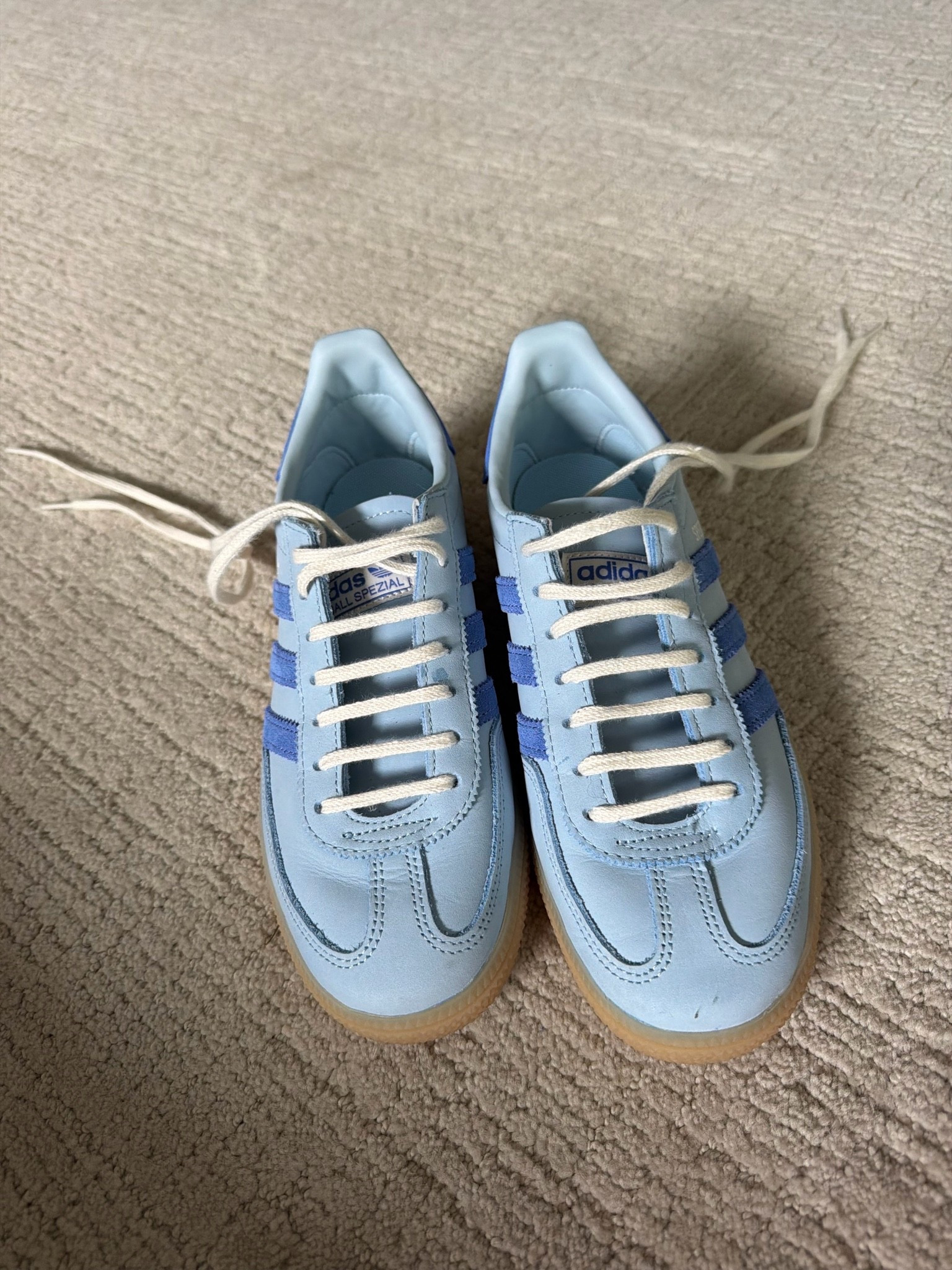 Adidas sneakers trendy for fall and perfect for soccer moms