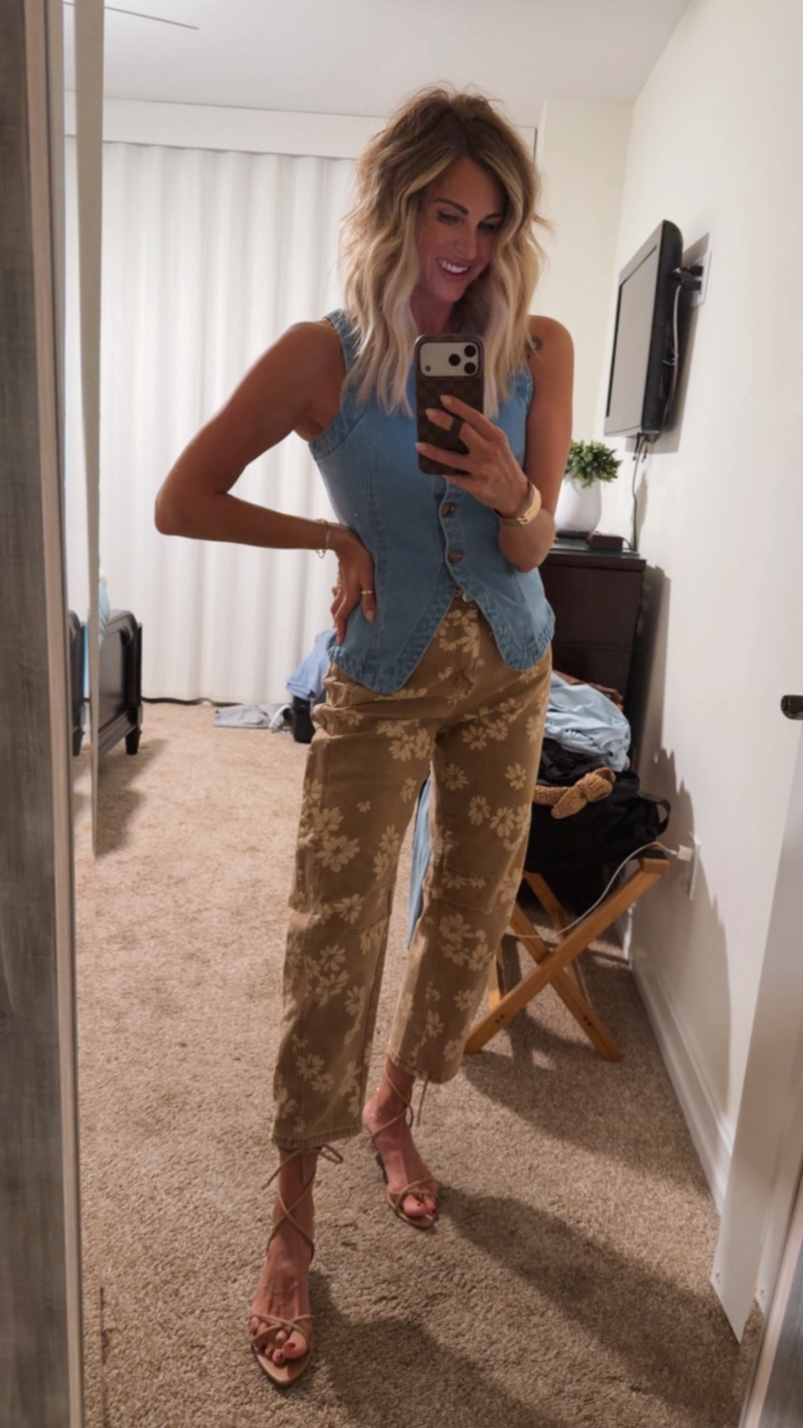 My favorite #ootn this trip! The floral barrel pants are so cute and also have the perfect amount of stretch! The vest is also such good quality and has stretch to it as well! Amazon for the win! 🙌🏼 

#LTKBeauty #LTKFindsUnder50 #LTKootd