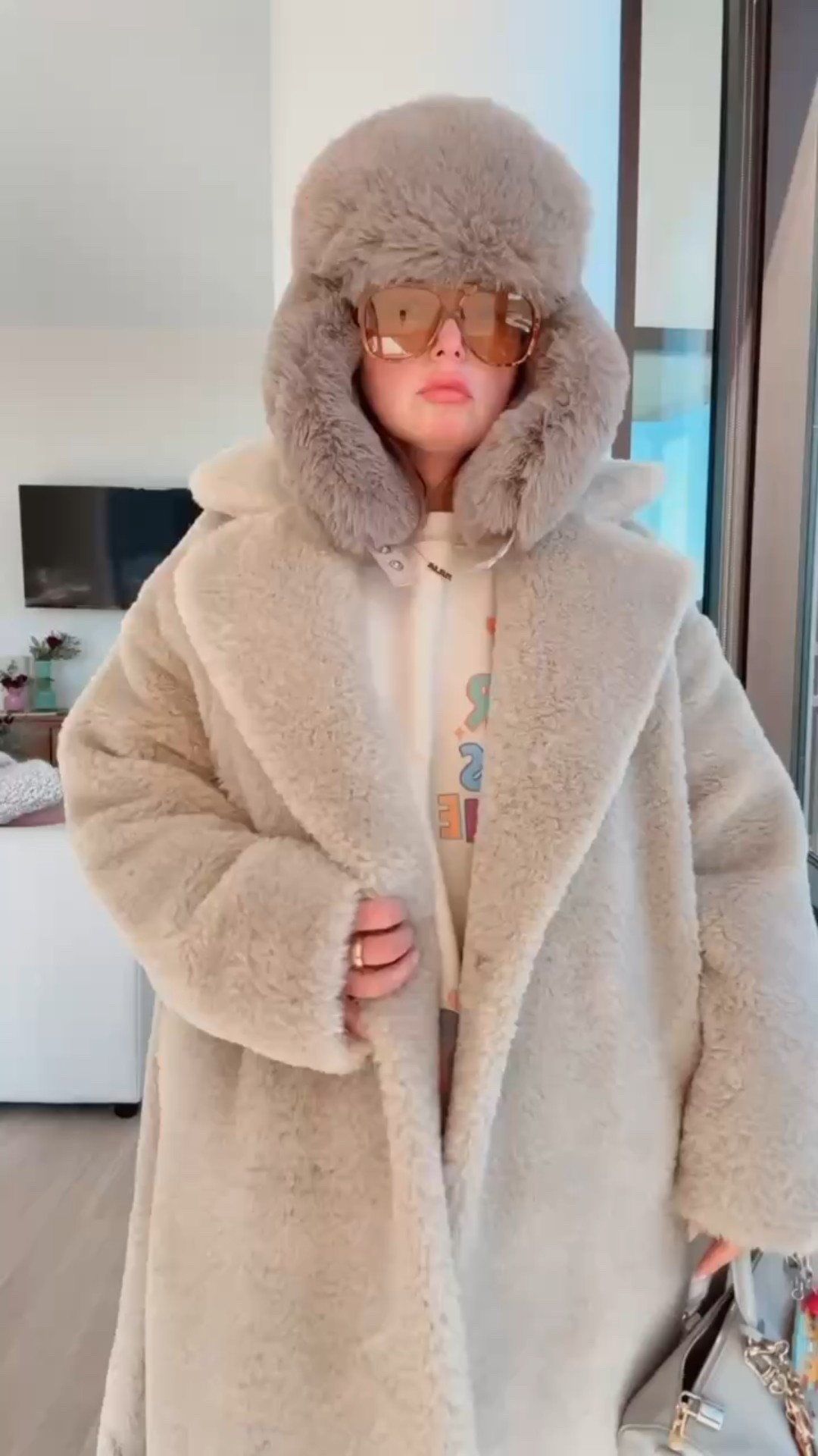 wearing a size up in sweatsuit. This is the softest material of any of my sweats, super cozy

#LTKHoliday #LTKGiftGuide

#LTKGiftGuide #LTKHoliday #LTKSeasonal