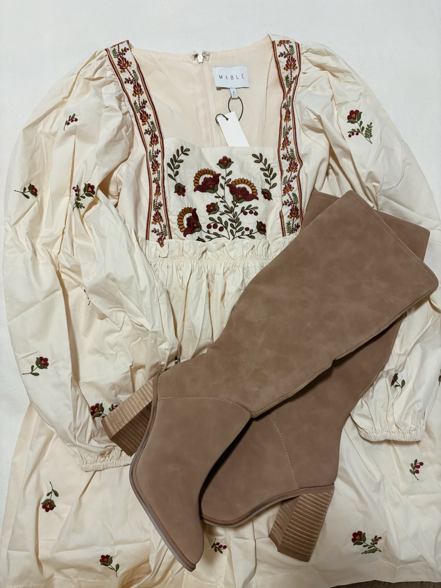 Ready for fall transition clothes!! Thanksgiving outfit?👀👀