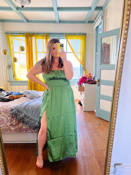 This green dress is a VIBE. Wearing a large petite! Currently on sale  

#LTKcurves