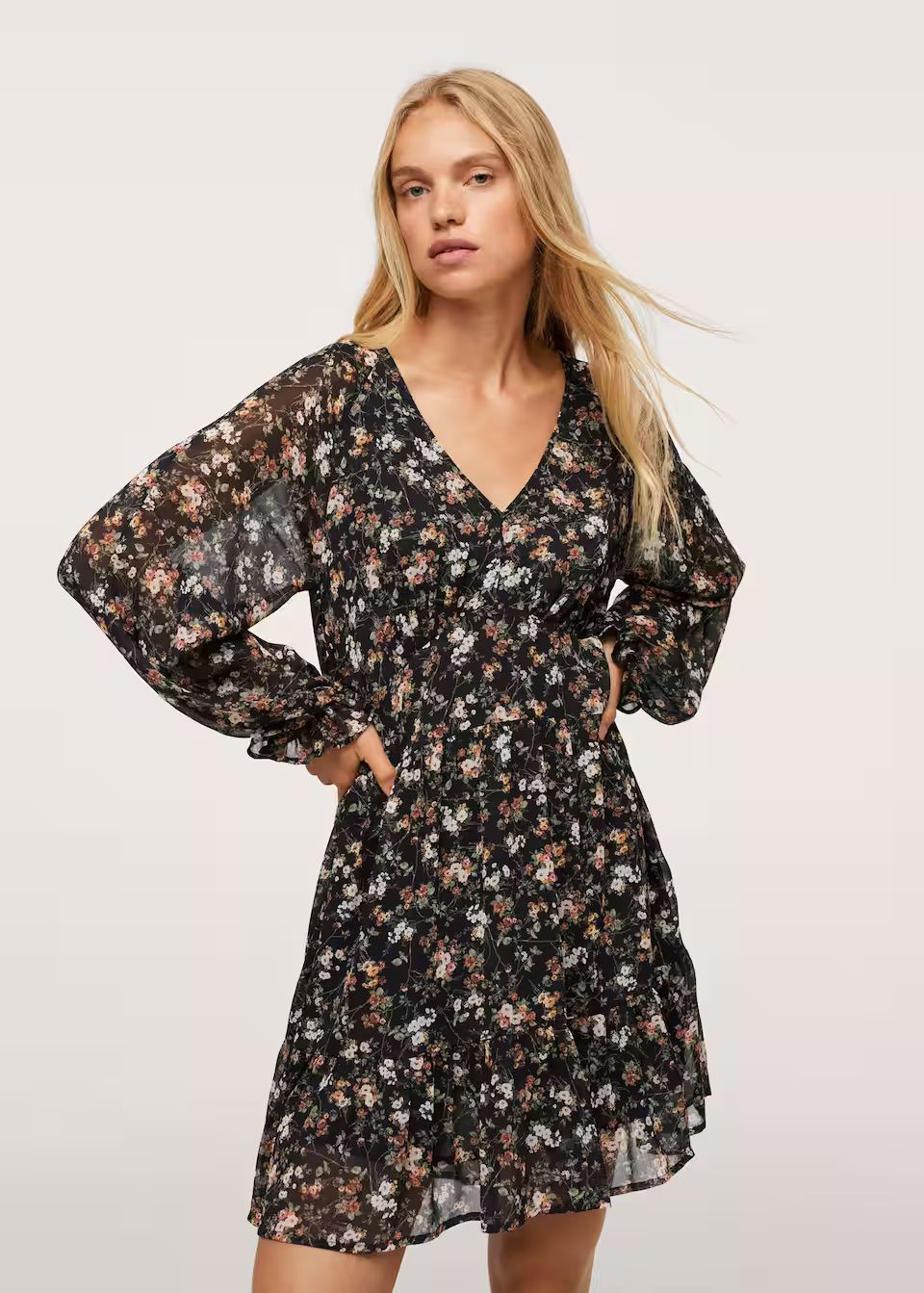 Flowy ruffled dress | MANGO (US)