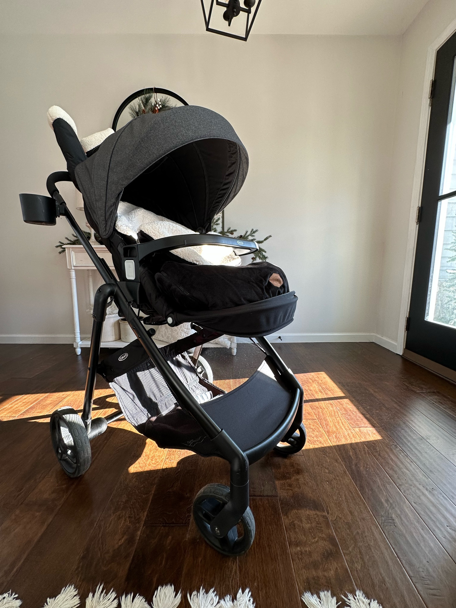 Make your little one cozy this winter season! Available in both baby + toddler sizes!



#LTKkids #LTKSeasonal #LTKbaby