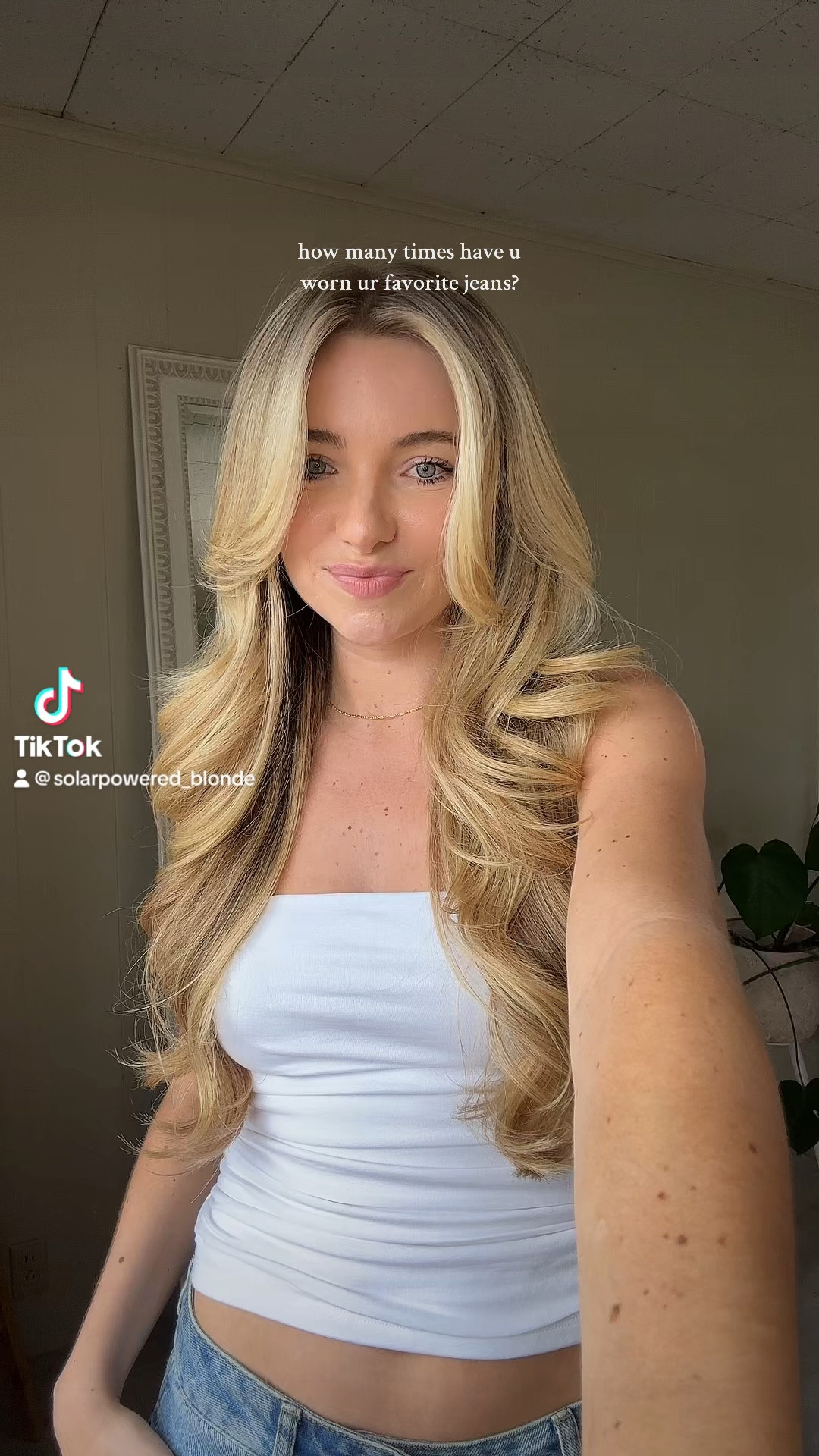 Outfit inspo: my favorite low rise jeans 

#LTKsalealert #LTKSeasonal #LTKfindsunder50