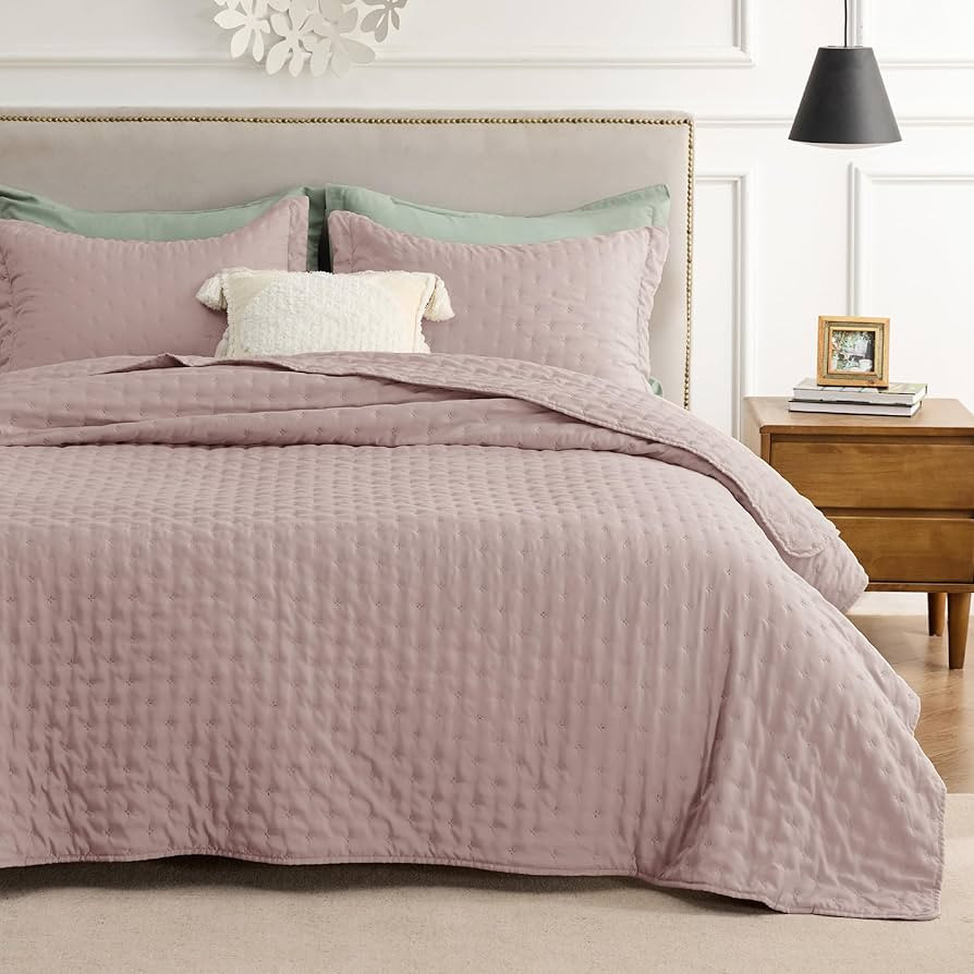 Bedsure Queen Quilt Bedding Set - Soft Ultrasonic Full/Queen Quilt Set - Clover Bedspread Queen S... | Amazon (US)