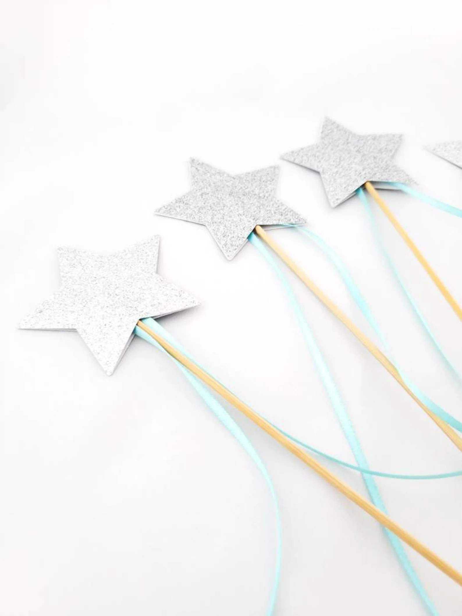 Silver Star Frozen Party Favors - Silver Glitter Princess Wands - Elsa Frozen Wands Silver and Aq... | Etsy (US)