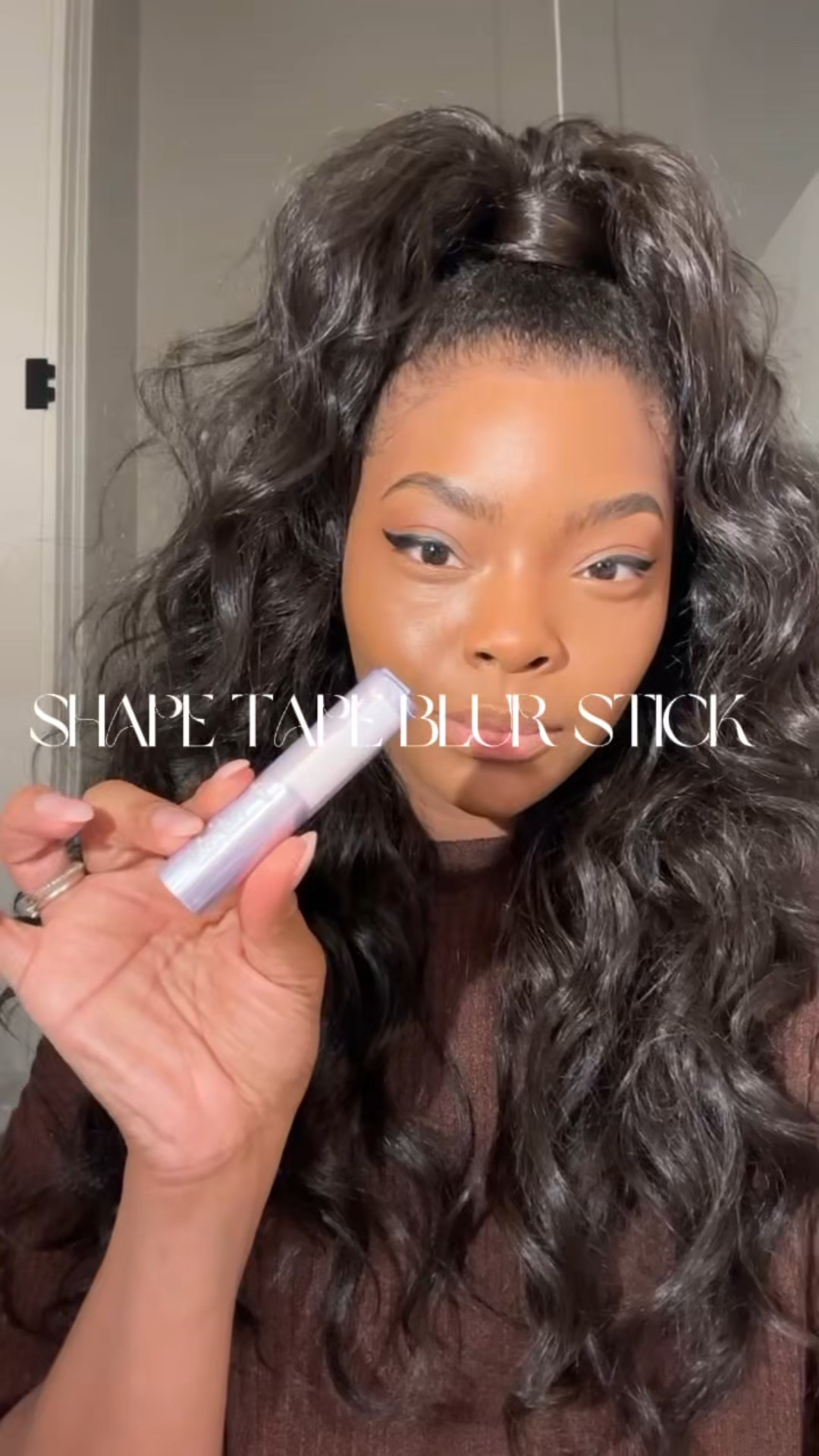 Tarte shape tape blur stick 

#tarte #makeup #concealer 