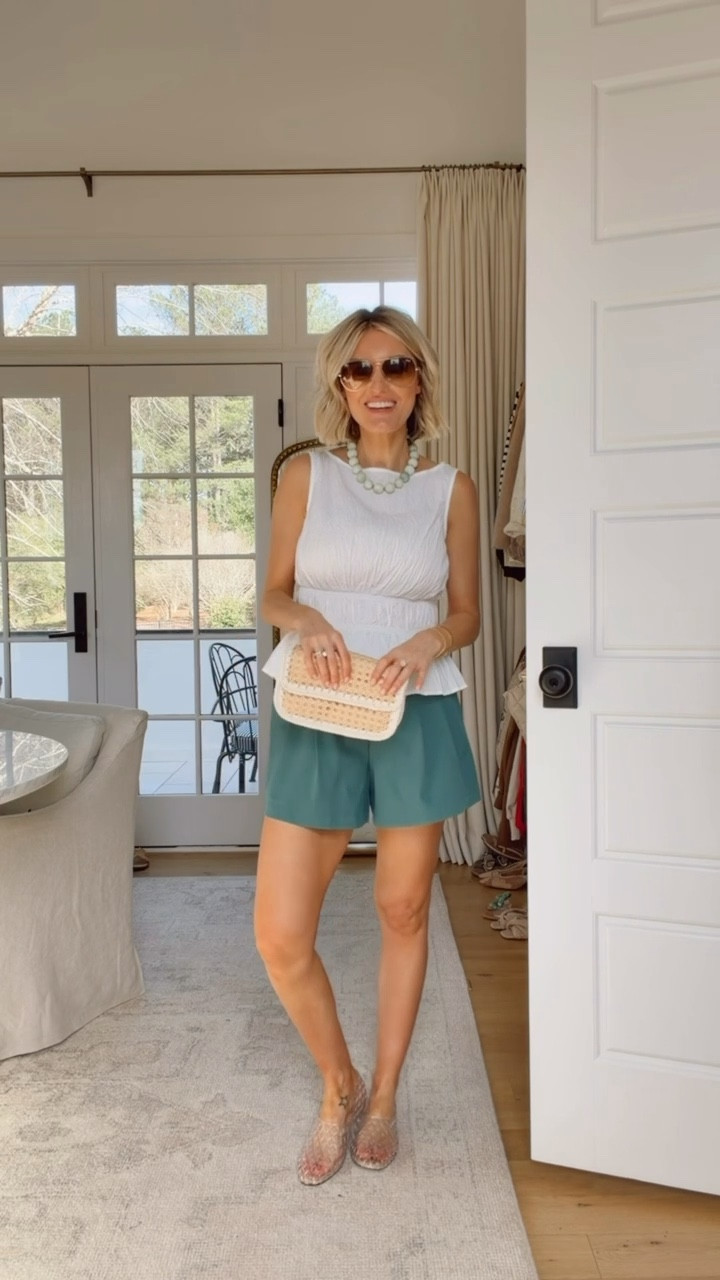 This is such a cute look to wear into the summer because this too is super lightweight & these shorts are an active material! Wearing size S & currently on sale!

Loverly Grey, masters outfit, golf tournament outfit, Target circle week, Target sale 

#LTKSeasonal #LTKSaleAlert