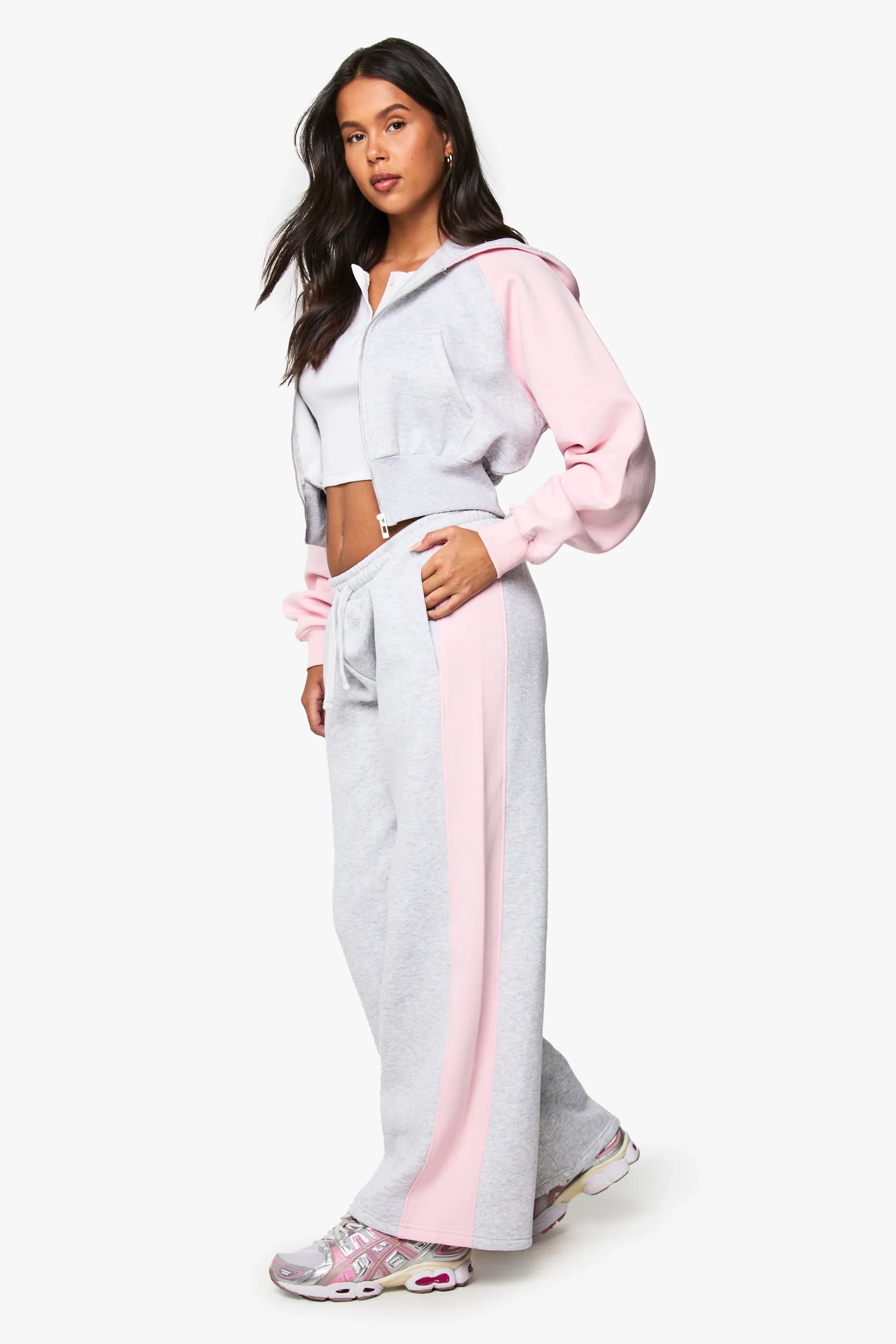 Joggers | Contrast Side Panel Wide Leg Jogger | Boohoo | Boohoo.com (UK & IE)