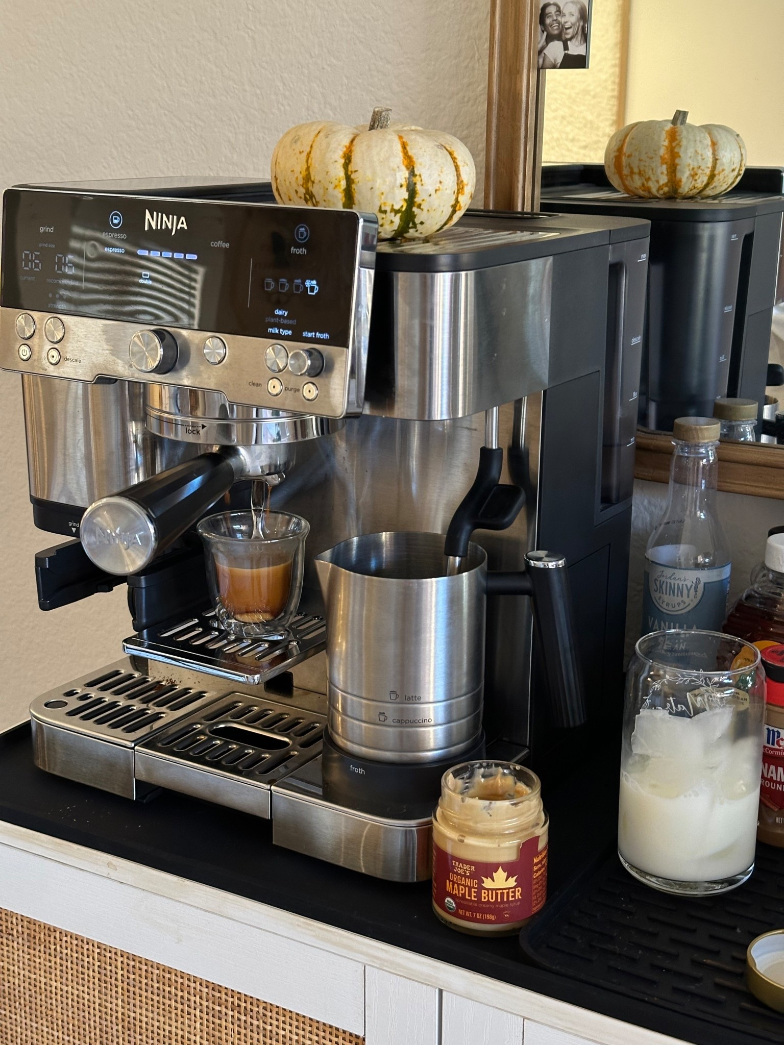 Ninja Luxe Cafe Premier Series Espresso Machine ☕️☁️🍁

#LTKSeasonal #LTKGiftGuide #LTKHoliday
