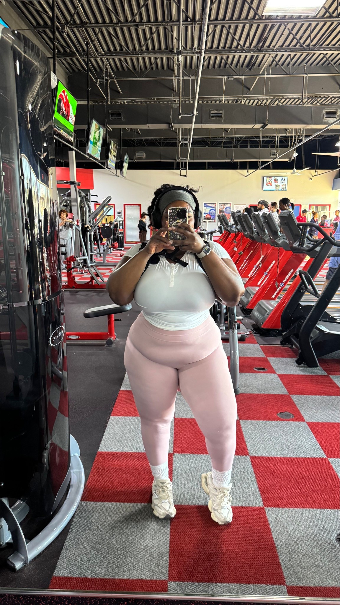 mindful movment Monday 

size XL 

#LTKPlusSize #LTKSaleAlert #LTKFindsUnder50