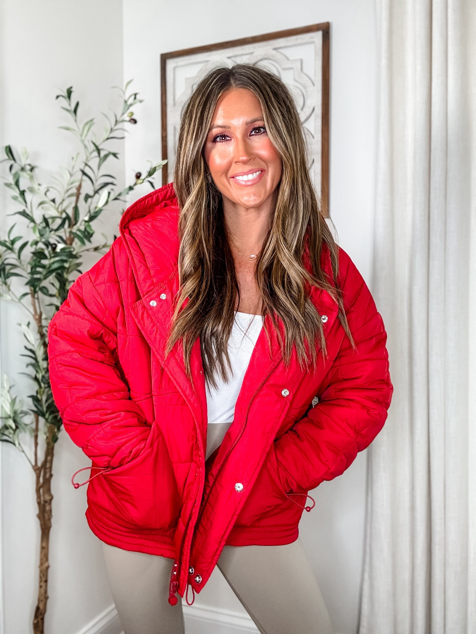 Winter Chic: The Bold Red Puffer Everyone’s Obsessed With ❤️✨

This Molitree Quilted Puffer Jacket is my go-to for those chilly days when I still want to look put together but comfy. The bright red makes any outfit pop, while the oversized, quilted design keeps it cozy and casual.

Perfect for errands, football games, or just throwing on over leggings and a sweatshirt for that effortless off-duty look. It’s giving mom-on-the-go meets street style queen.

Linked in my TikTok Shop 💋

	1.	Red puffer jacket
	2.	Quilted oversized coat
	3.	Casual fall winter outerwear

#WinterOOTD #RedPufferStyle #TikTokShopFinds

#TikTokShopCreatorPicks
#CreatorPicksAmbassador 
@Molitree 

#LTKGiftGuide #LTKSeasonal #LTKStyleTip