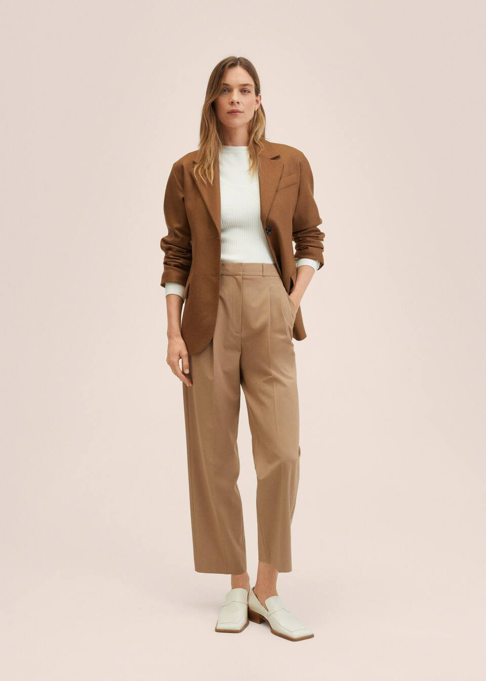 Pockets straight trousers | MANGO (UK)
