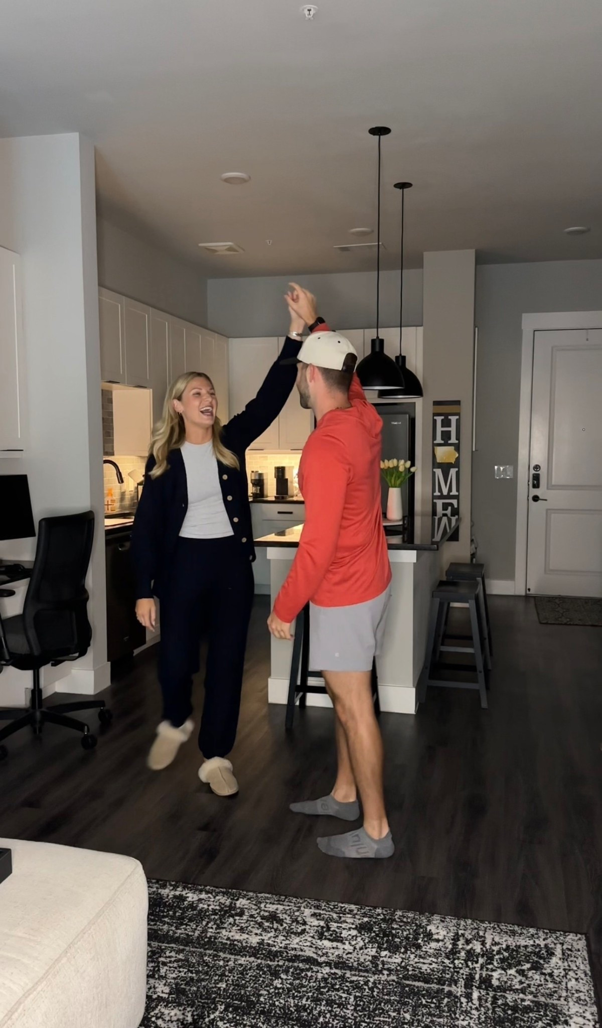 Comfy fall sweater set - so many colors & so soft 🍂☺️

#LTKSeasonal #LTKFindsUnder50 #LTKStyleTip