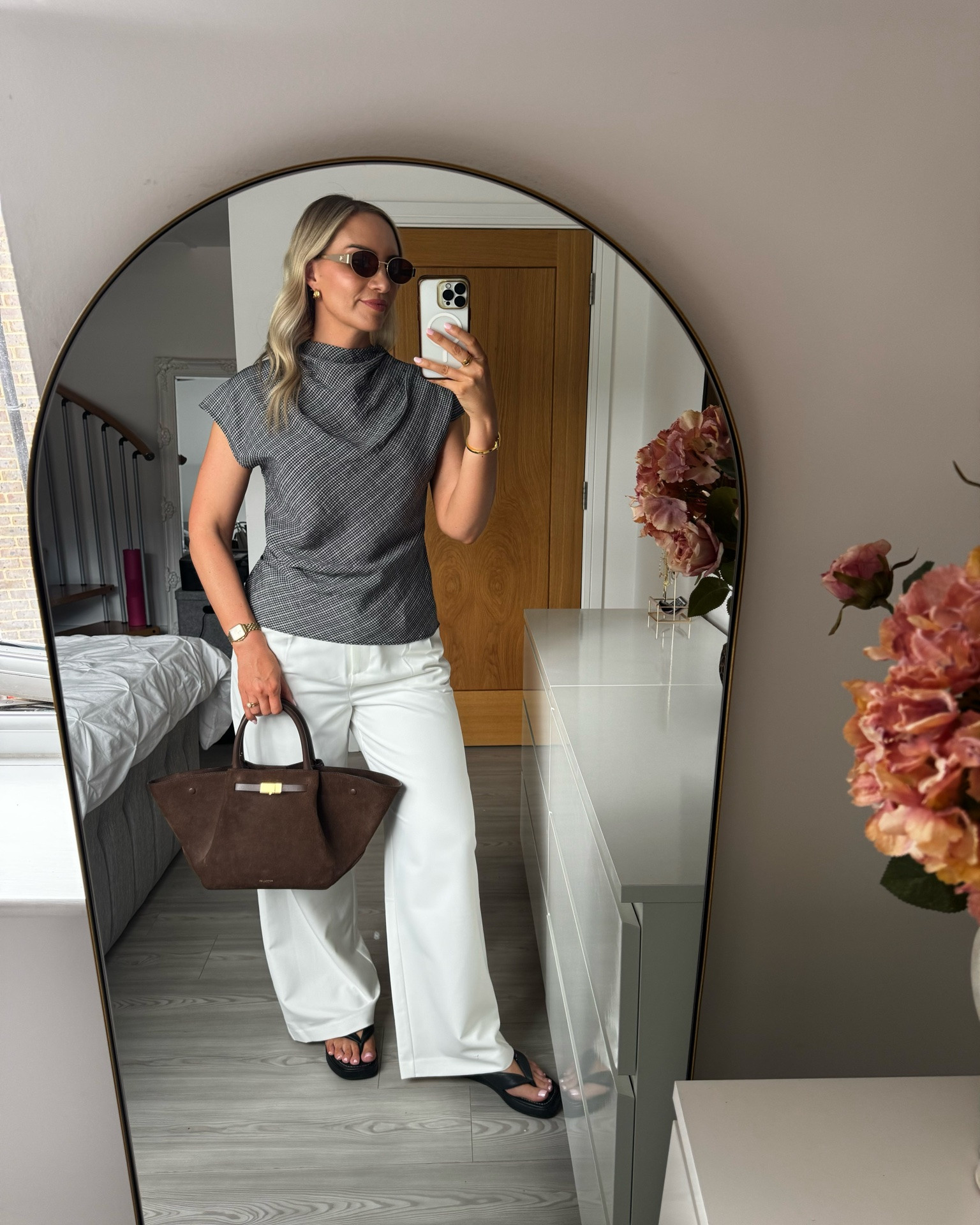 Smart casual outfit ideas that define your curves 🫶🏼

I wear a size 10/small in the tops

#LTKsummer #LTKautumn #LTKstyletip