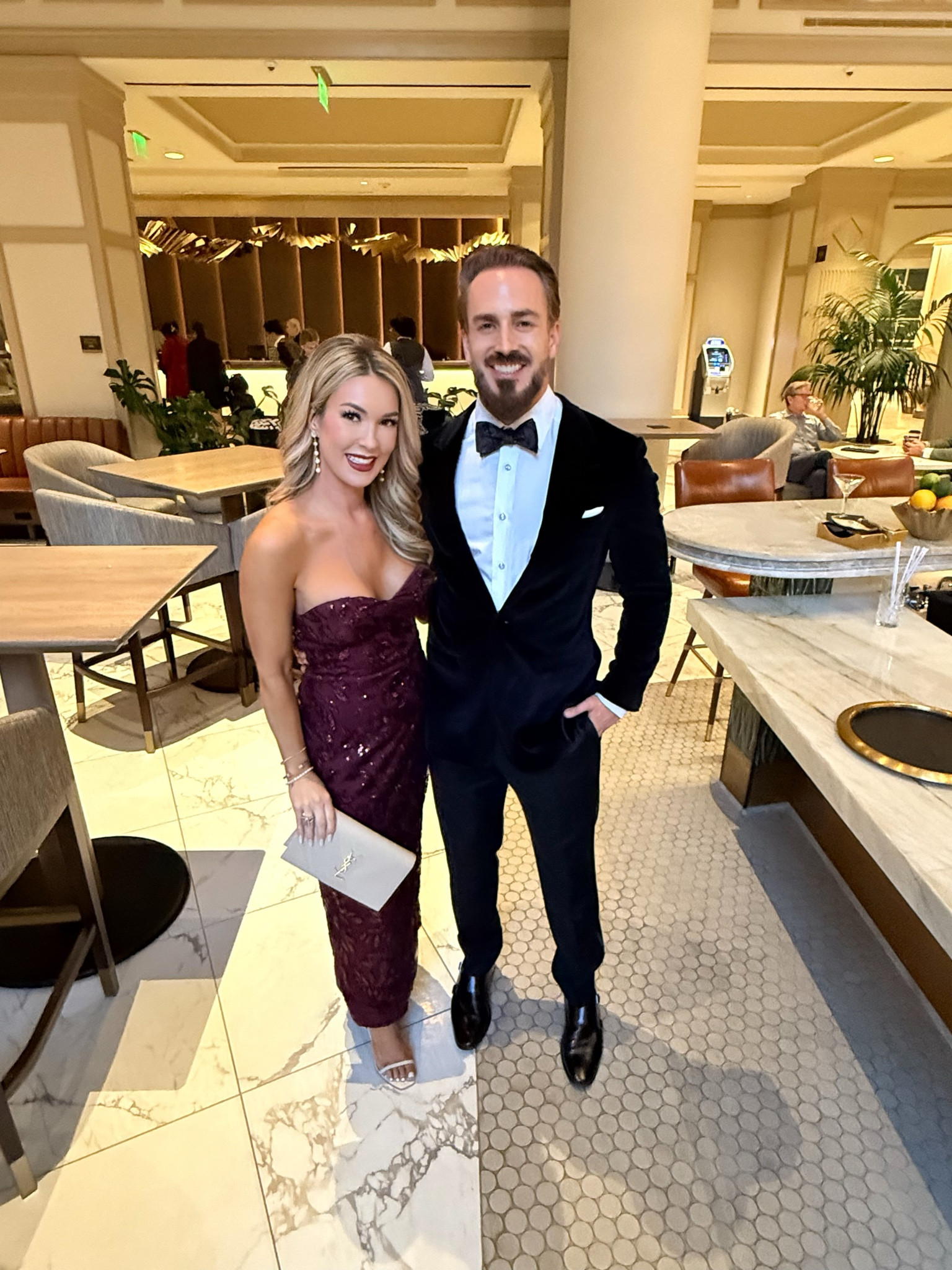 A Night for Site Gala was one to remember!  Loved this burgundy sequin formal dress. Wearing size small. 

#fallformaldress #fallformal #sequindress #formaldress #weddingguestdress #weddingguestdresses

#LTKStyleTip #LTKFindsUnder100 #LTKOver40