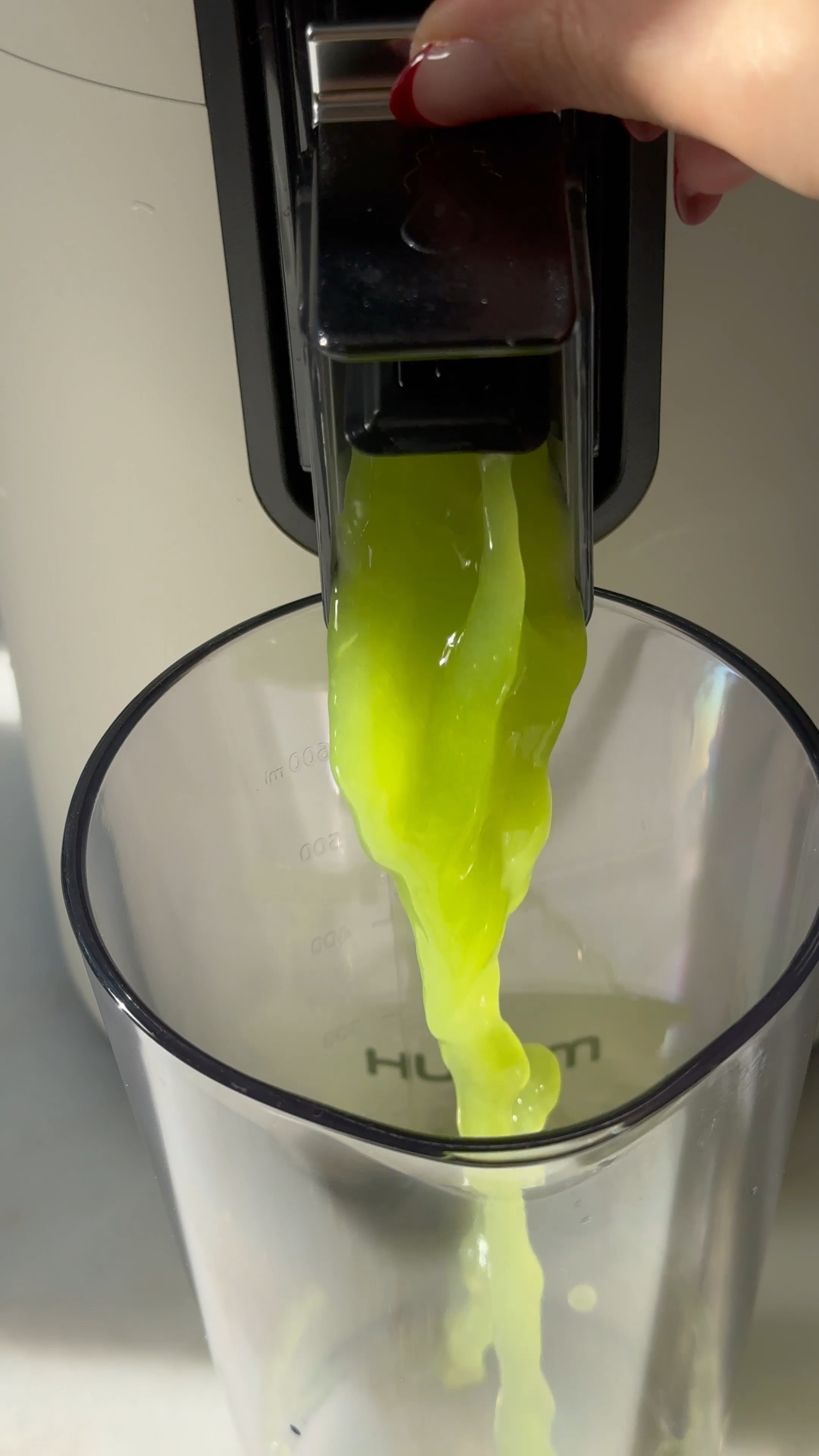 This is your sign to start drinking celery juice! 🧃 

#LTKVideo #LTKhome