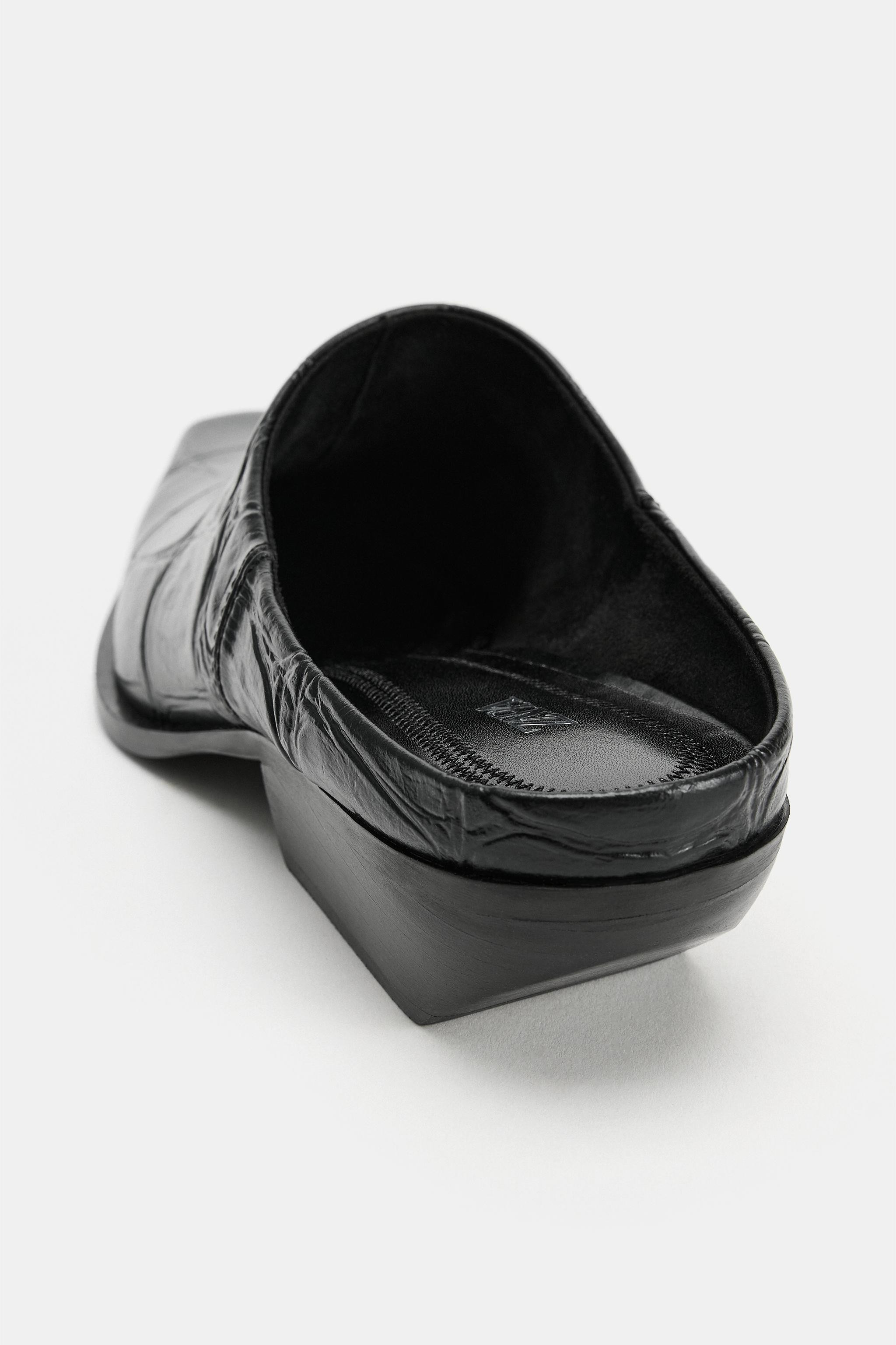 Mule heel shoes. Animal print upper. Round neckline. Low block heel. Square toe.Heel height: 1.4 ... | Zara US