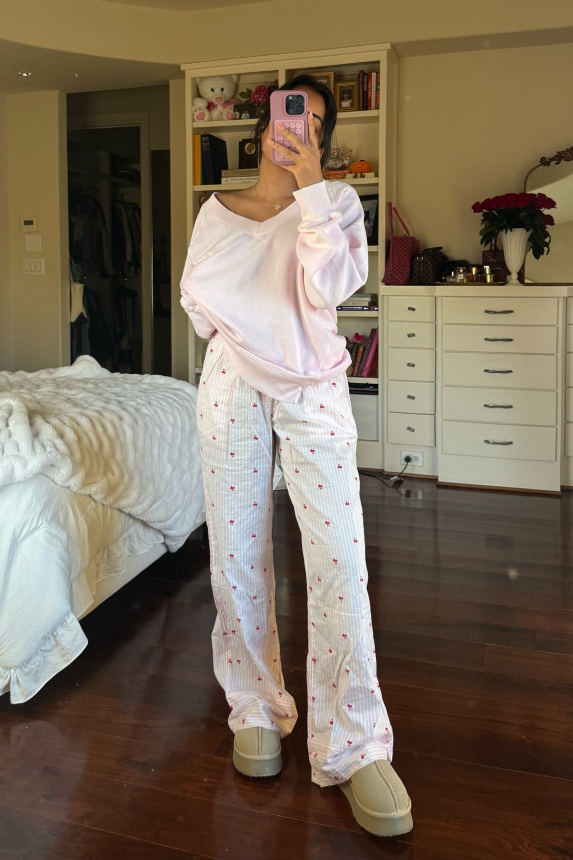 Comfy outfit idea. Aerie Downtime V-Neck Sweatshirt on sale. Aerie Off-Duty Poplin Trouser PJ on sale. #outfit #fit #OOTD #comfyoutfits #outfitinspo #outfitideas #outfitinspiration 

#LTKSaleAlert #LTKStyleTip #LTKFindsUnder50