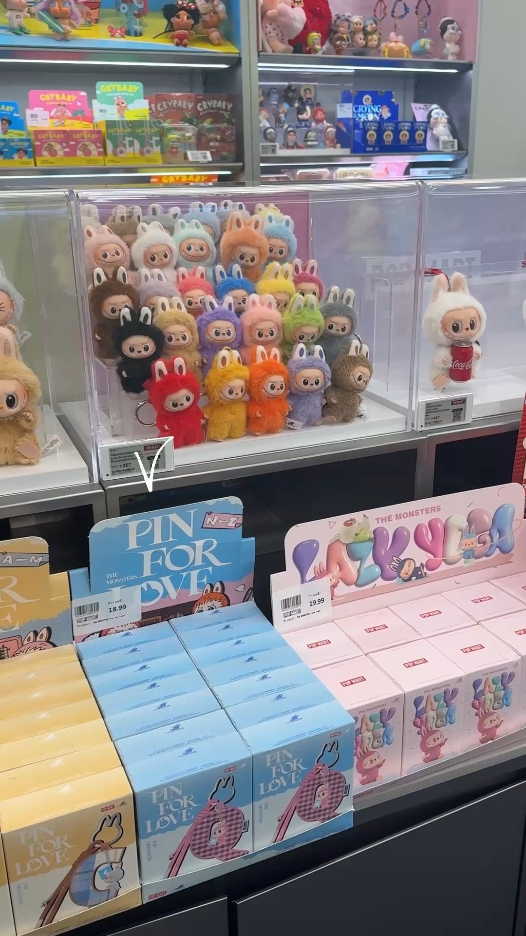 Vlogmas day 16 
Rainy shopping day 

#LTKHoliday #LTKvlog #LTKdayinmylife