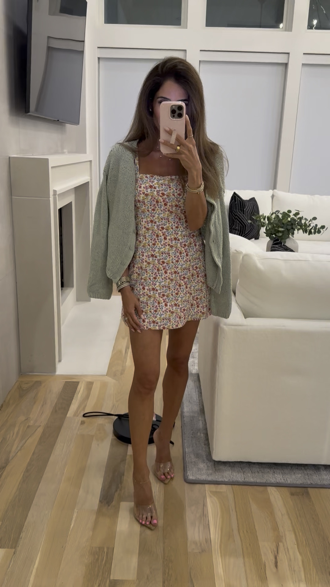 Spring dress size xxsp 

#LTKPetite #LTKSaleAlert