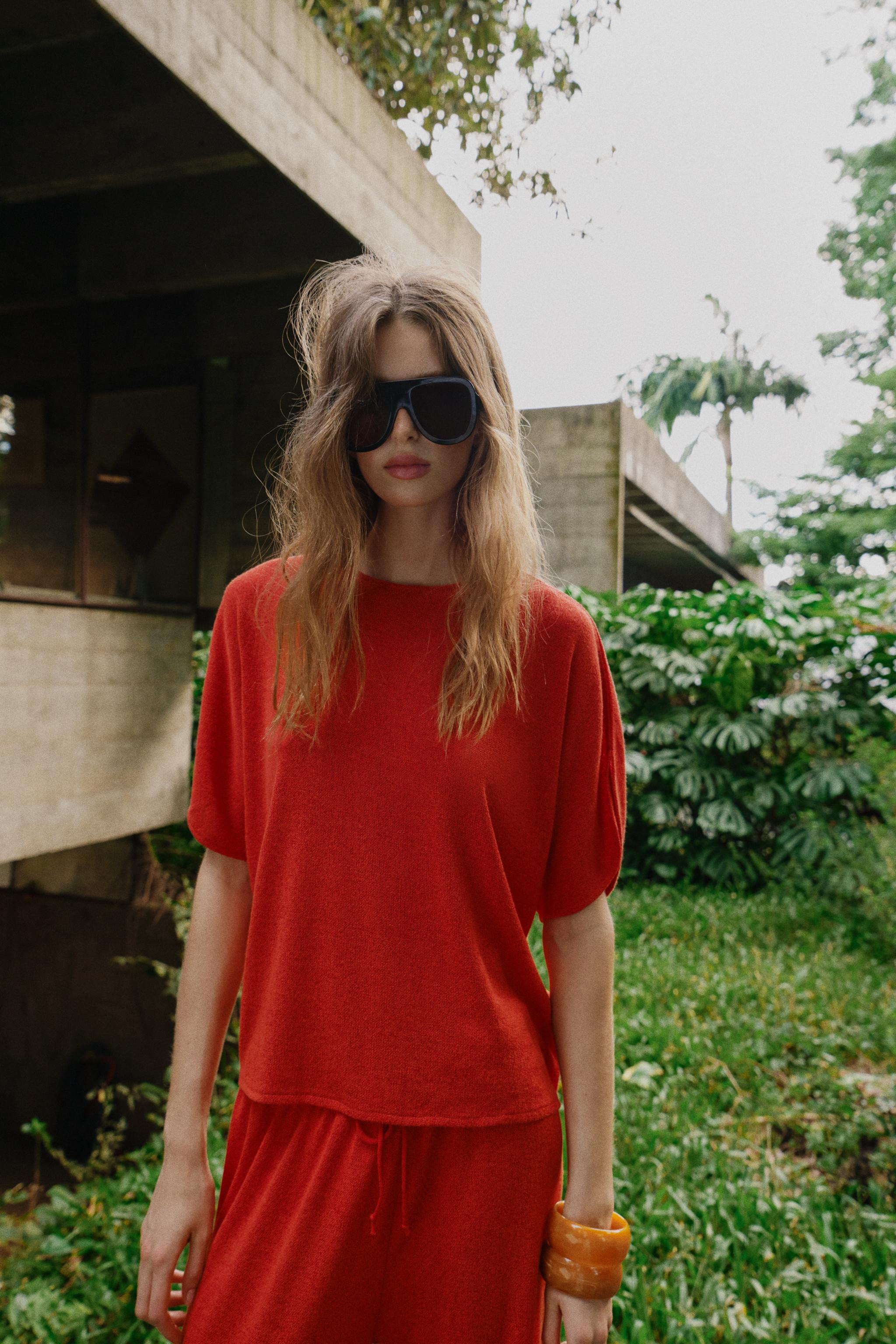 RUSTIC CAPE SLEEVE TOP | Zara UK