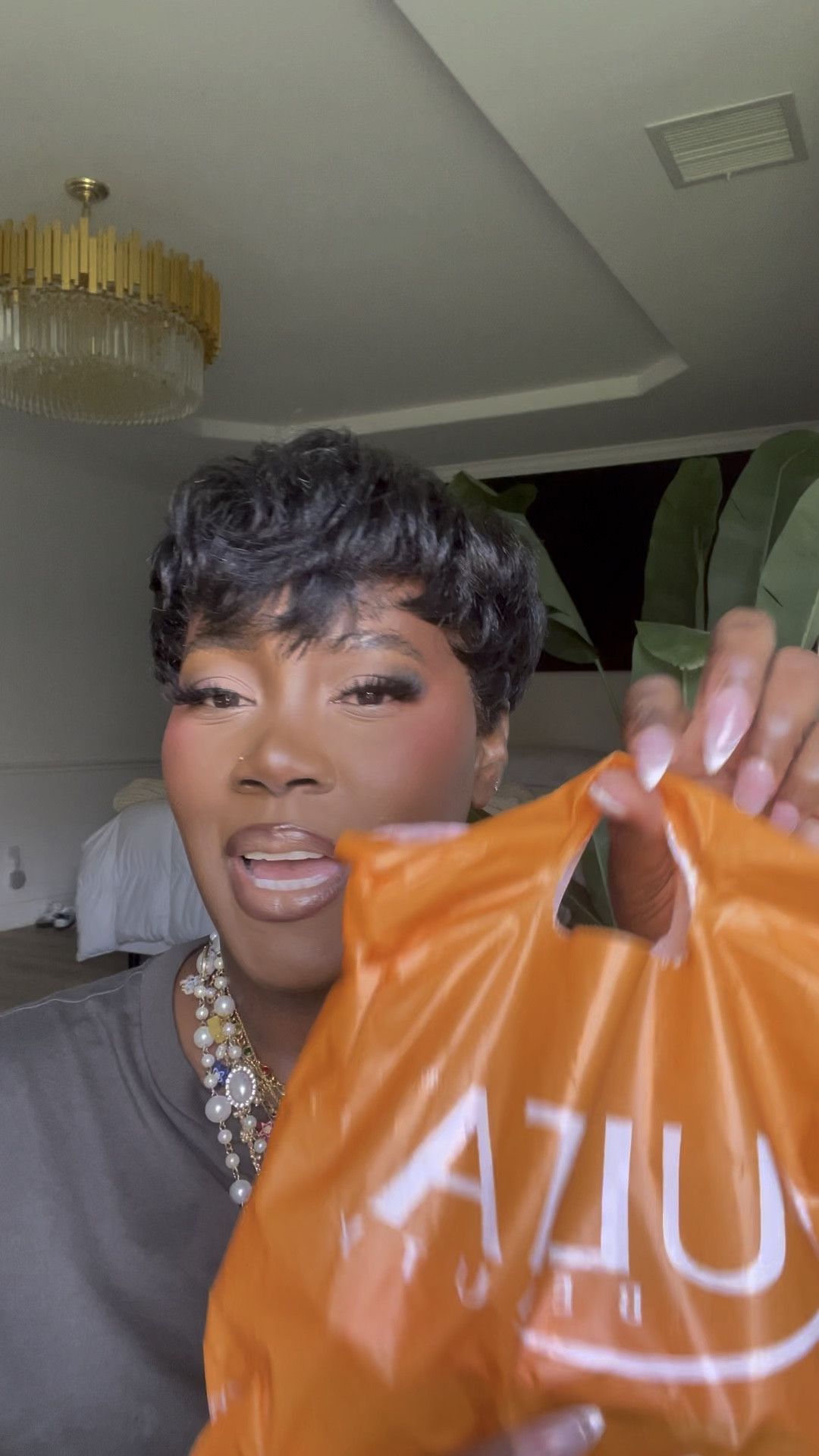 Got2b eyebrow gel & Morphe pencil 💋😍

#LTKBeauty #LTKU #LTKVideo