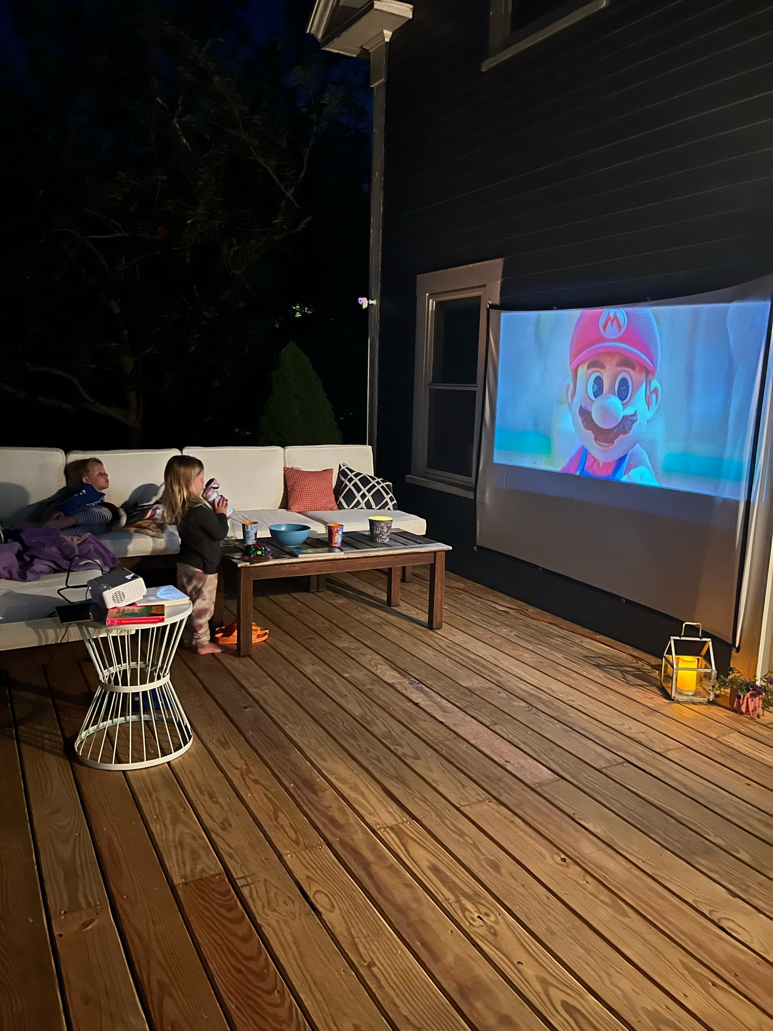 Summer outdoor movie night! 🎥🍿❤️

#LTKKids #LTKFamily #LTKHome