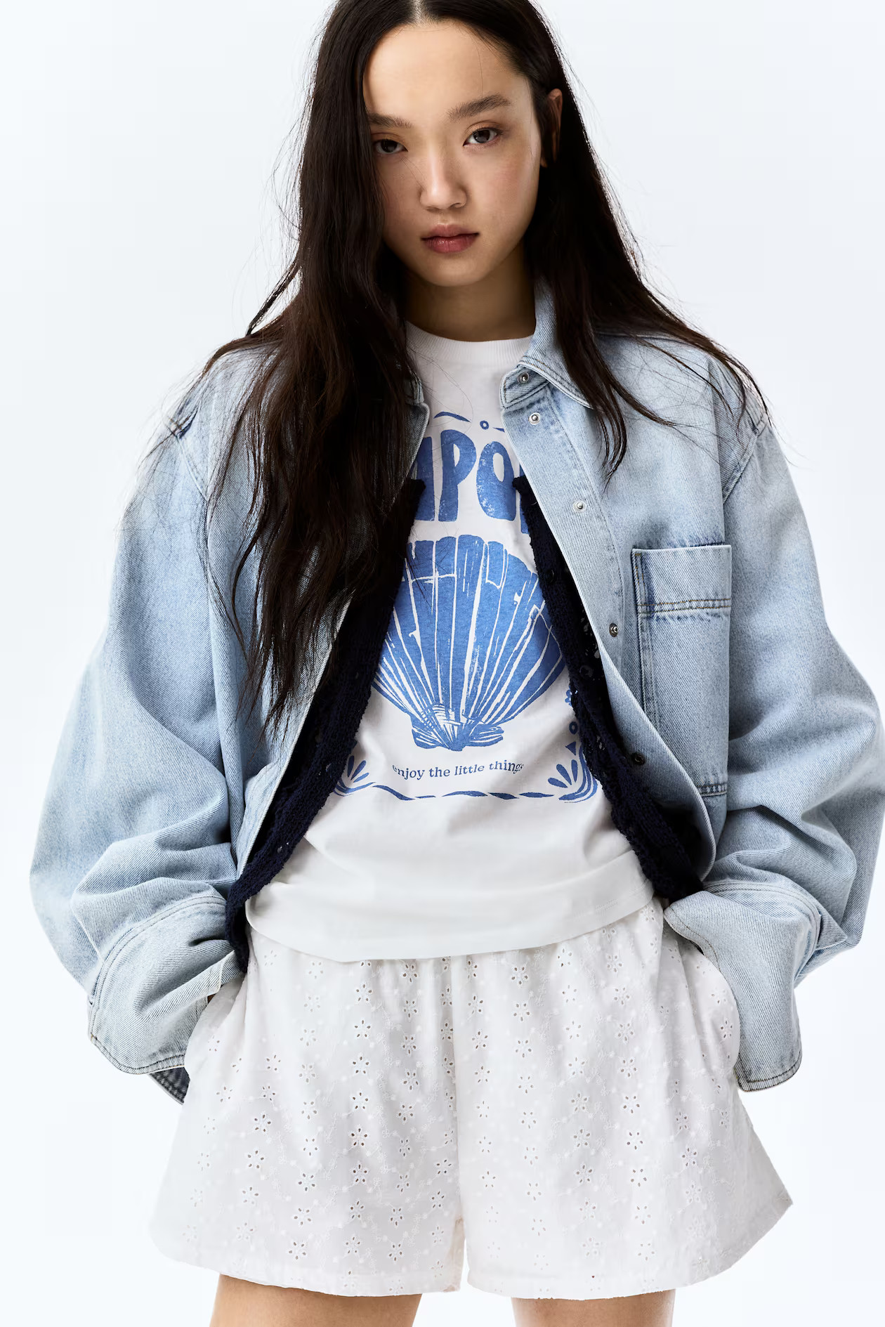 High-Waist Eyelet-Embroidered Shorts - White - Ladies | H&M US | H&M (US + CA)