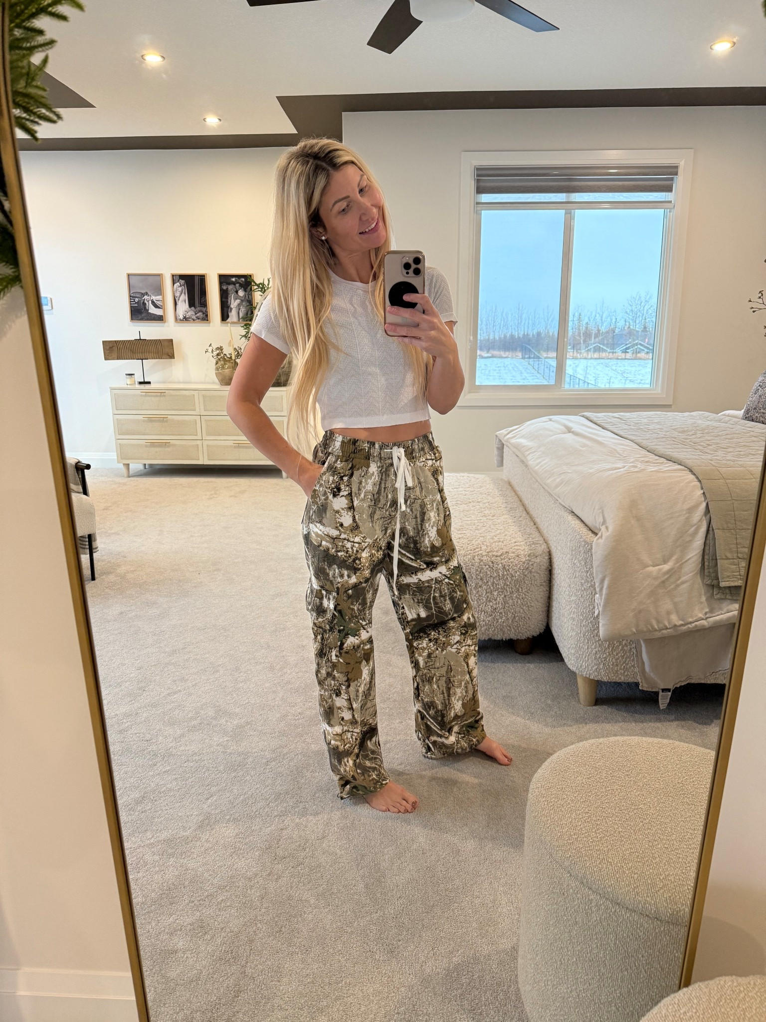 Size 6 in top and small in pants - these pants are so cute they have pockets ! Comfy and prettier in person 

#LTKwinter #LTKstyletip #LTKcanada