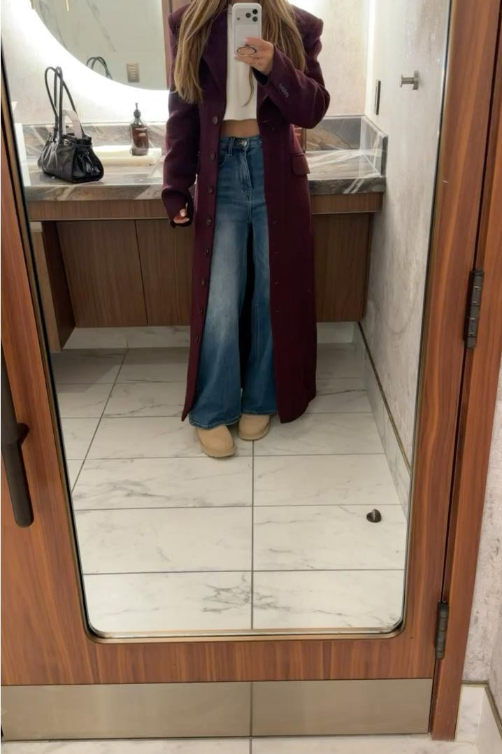 Travel fit ♥️ exact jeans are from TikTok shop but lined similar 😊

#LTKootd #LTKHoliday #LTKgrwm