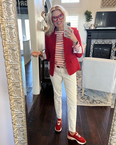Save 25% off on Gibsonlook with 
my code DARCY25 

My code normally only saves you 10% but now until July 7th you can save 25% off

Slide photos to see some of the outfit inspirations I think you’ll love and be able to grab 25% off on!

Great time to get one of their blazers the notch or double breasted are a wardrobe must have! 

Some cute tops and dresses, shorts and pants… 


#LTKFindsUnder100 #LTKStyleTip #LTKSaleAlert