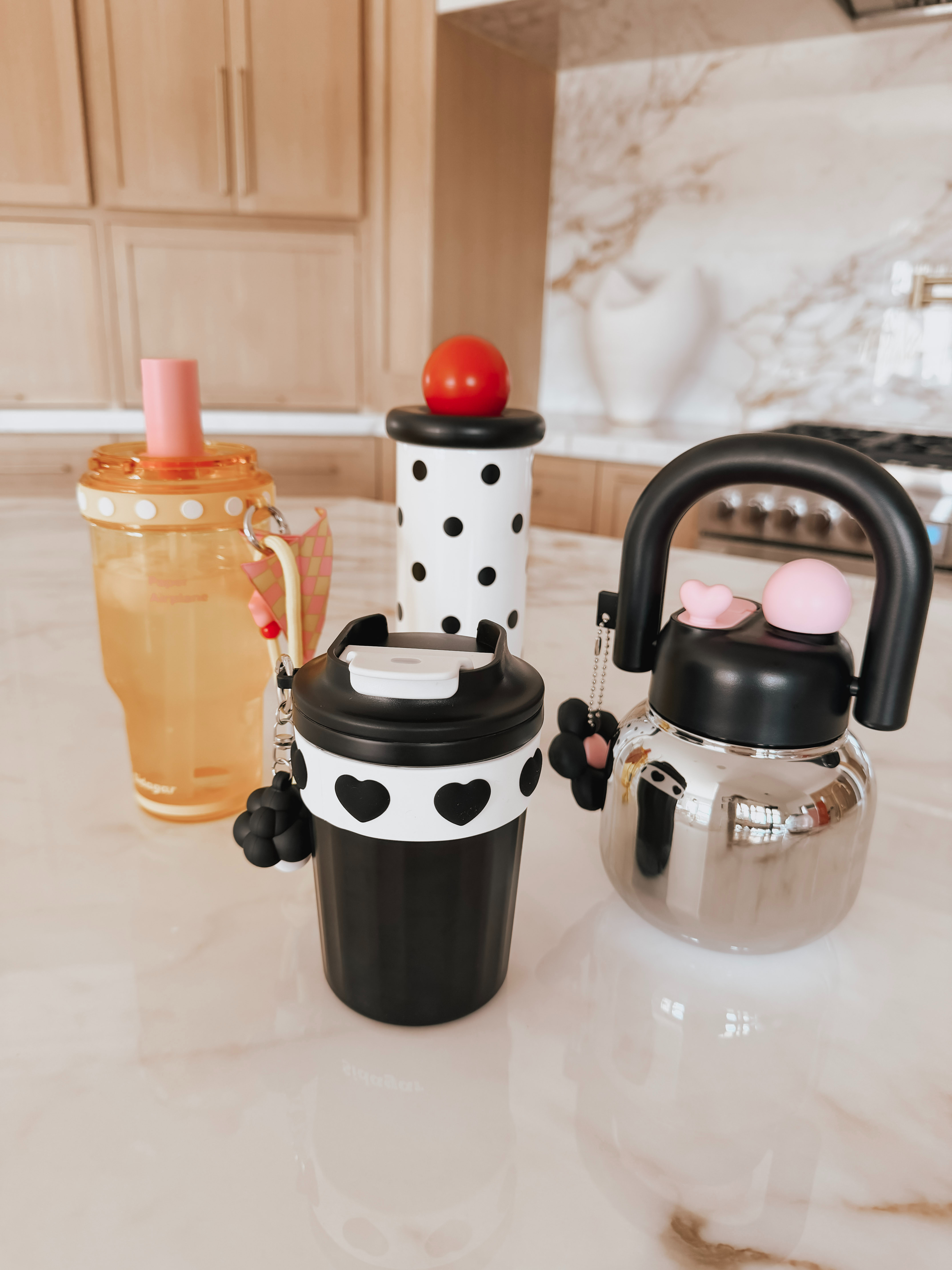 Stay hydrated in style with these adorable leak-proof water bottles made for girls on the go. With fun designs, a secure leak-proof lid and the versatility to hold hot or cold drinks, they’re perfect for school, sports, travel, or everyday adventures.  

 #LTKmomlife #LTKHome #LTKKids