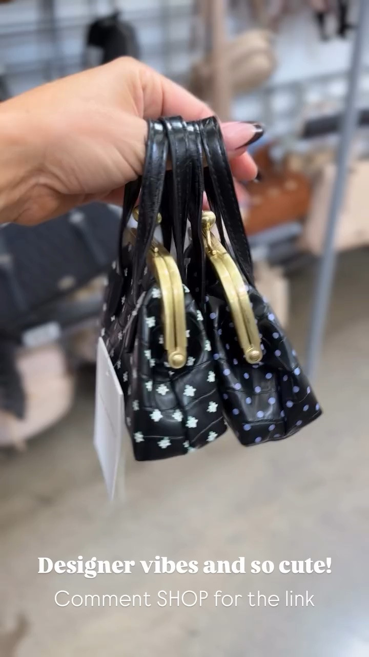 Designer vibes and so cute! Only $14

#LTKootd
