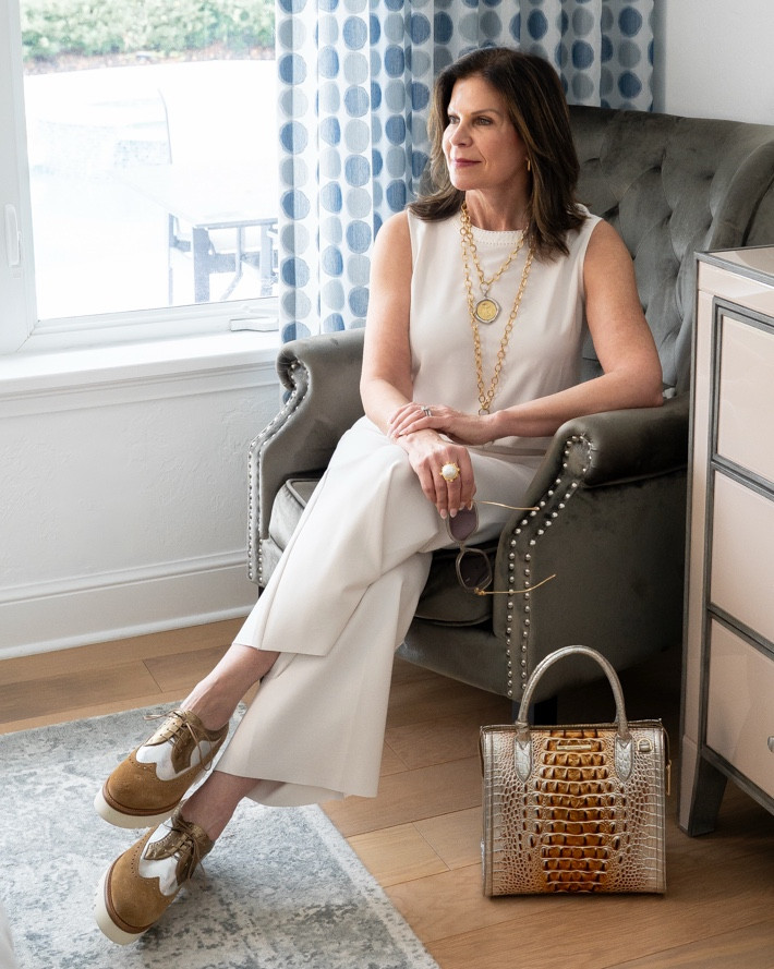 Sharing one of those outfits that just works 🤍

These @lyssenewyork pieces are true wardrobe staples — flattering, comfortable, and endlessly versatile.
Dress them up, dress them down, and pack them for travel… they really do it all.

💫 First-time Lyssé NY shoppers: take 20% off with code LYSSESP26GWEN

Outfit details:
Top & Bottom: @lyssenewyork
Bling: @jenniferponsondesign
Bag: @brahmin
Oxfords: @officeofangelascott
Blazer: @zara (older)
Lippie: @thrivecausmetics EmpowerGloss™ Ultra-Glossy Lip Serum
Scent: @saltandstone • Saffron & Cedar
Sunnies: @swarovski

Still dealing with the Facebook hack 🙃 — head to the link in my bio and click Shop My LTK to shop everything.

Wishing everyone a happy Saturday and a beautiful weekend ahead ✨ 

#LTKgrwm #LTKSeasonal #LTKTravel