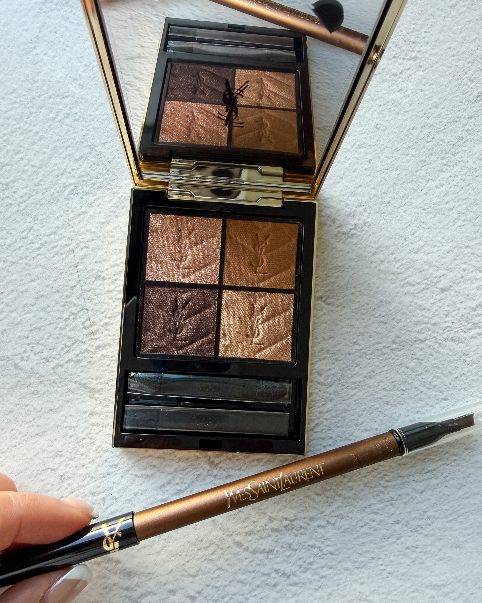 Yves Saint Laurent Brown Look 3-Piece Eye Set Eyeshadow, Eyeliner & Mascara Makeup Gift Set from NSale

#LTKgrwm #LTKOver40 #LTKBeauty